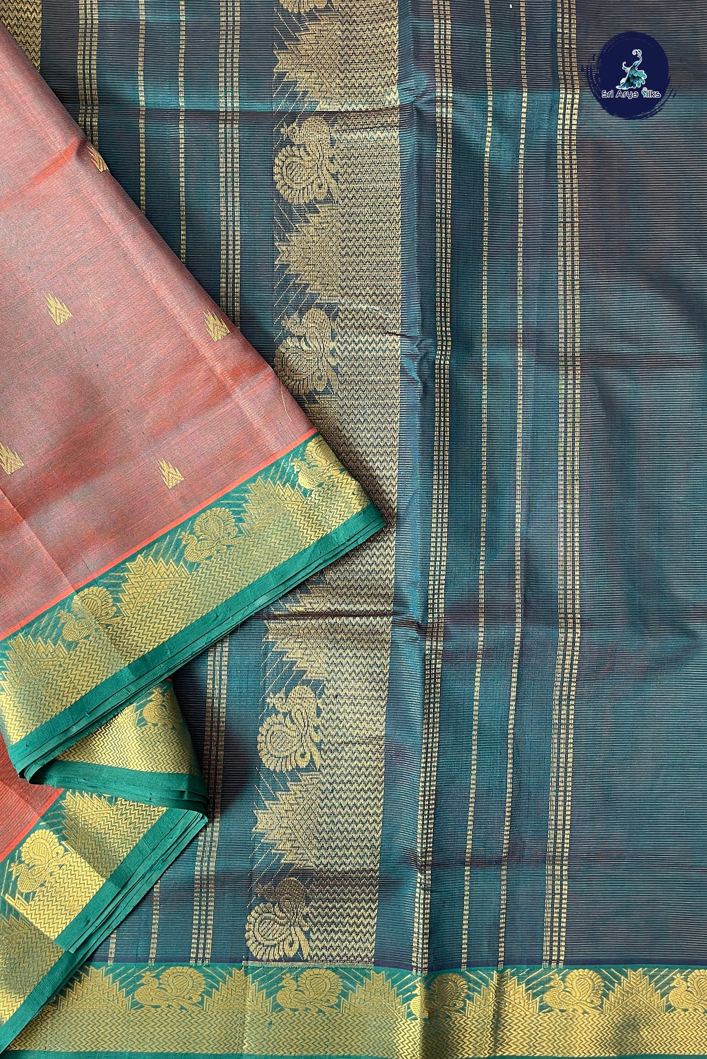 Manthulir Madisar Silk Cotton Saree With Vaira Oosi Pattern