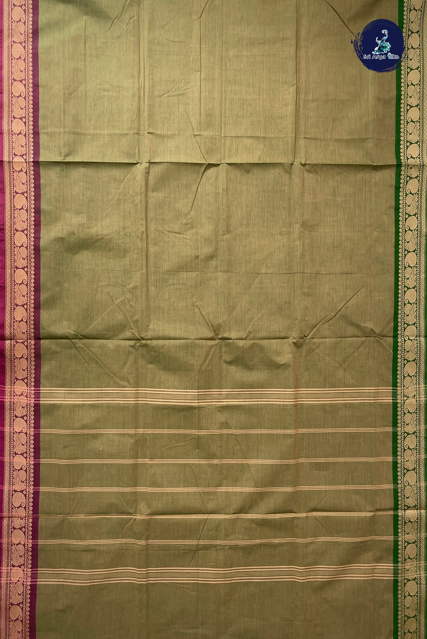 Elaichi Green 10.5 Yards Madisar Saree With Plain Pattern