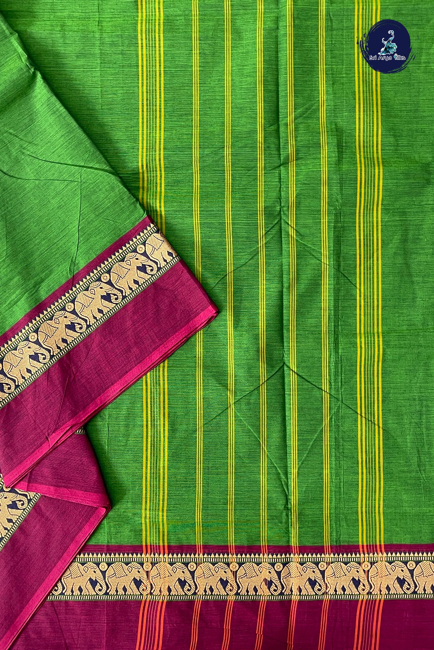 Green 10.5 Yards Madisar Saree With Plain Pattern