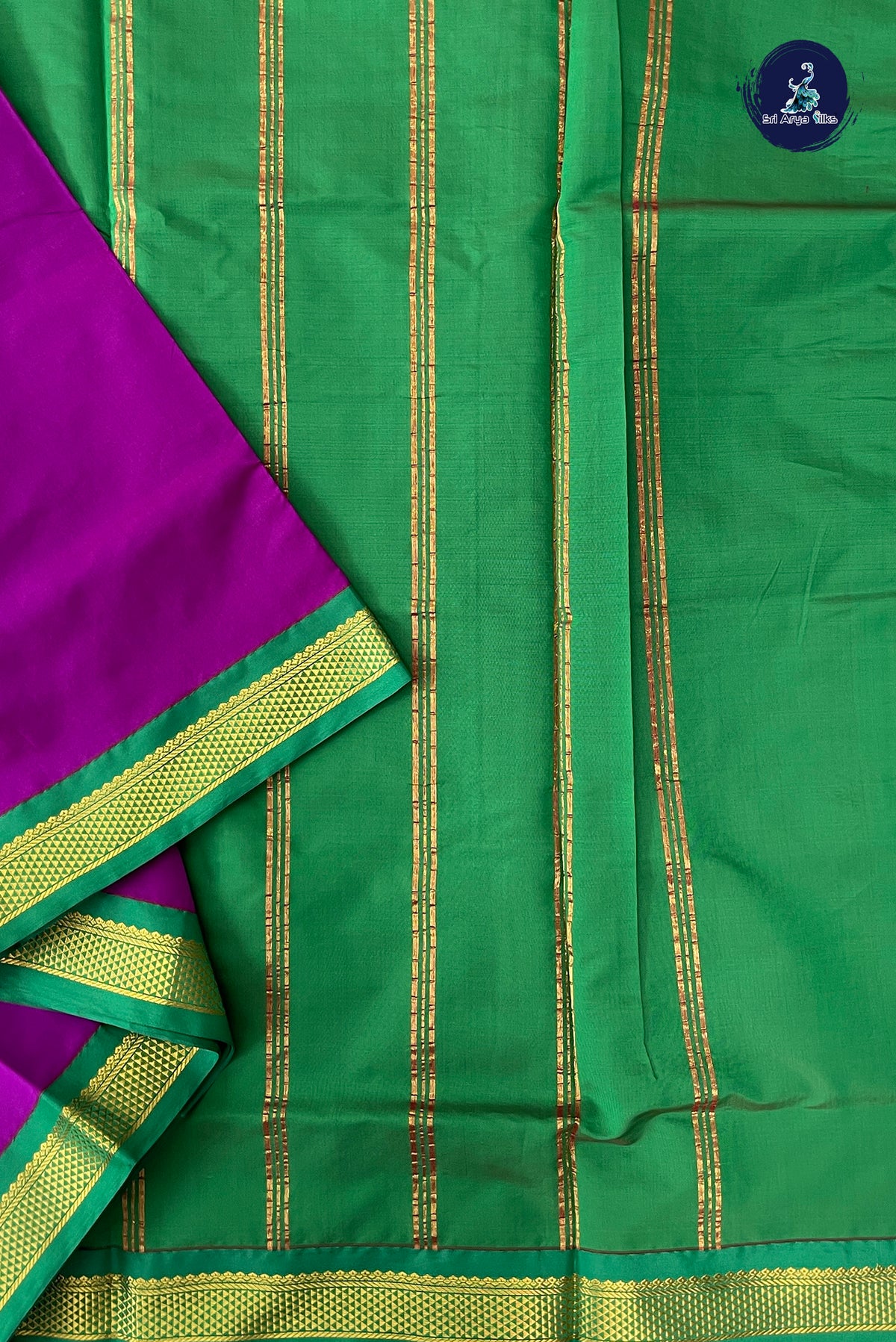 Vadamalli Madisar Semi Silk Saree With Plain Pattern