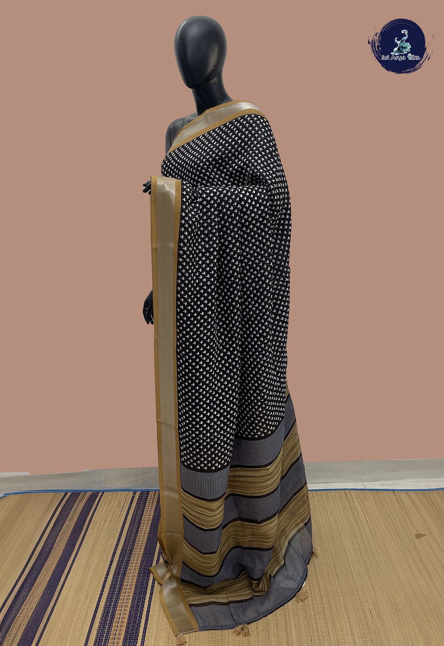 Black Linen Saree With Printed Pattern