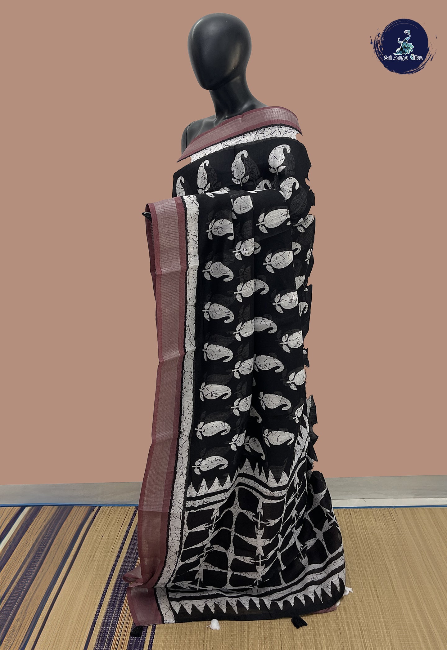Black Linen Saree With Printed Pattern