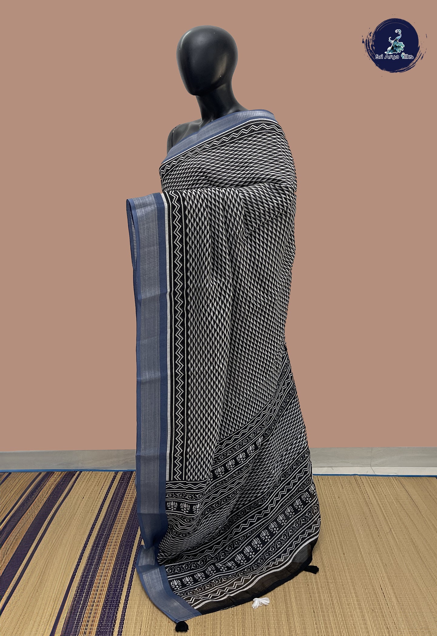Black Linen Saree With Printed Pattern