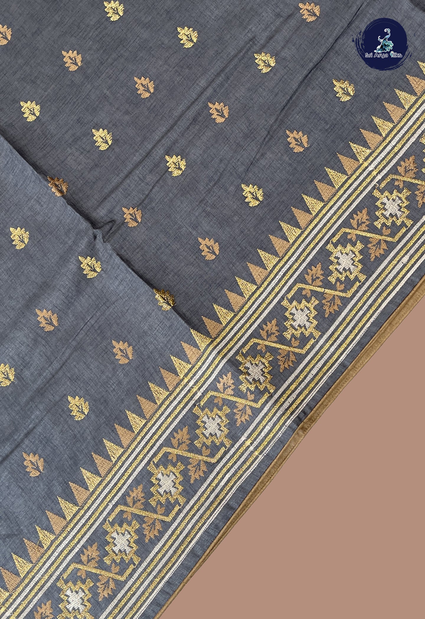 Grey Tussar Saree With Buttas Pattern