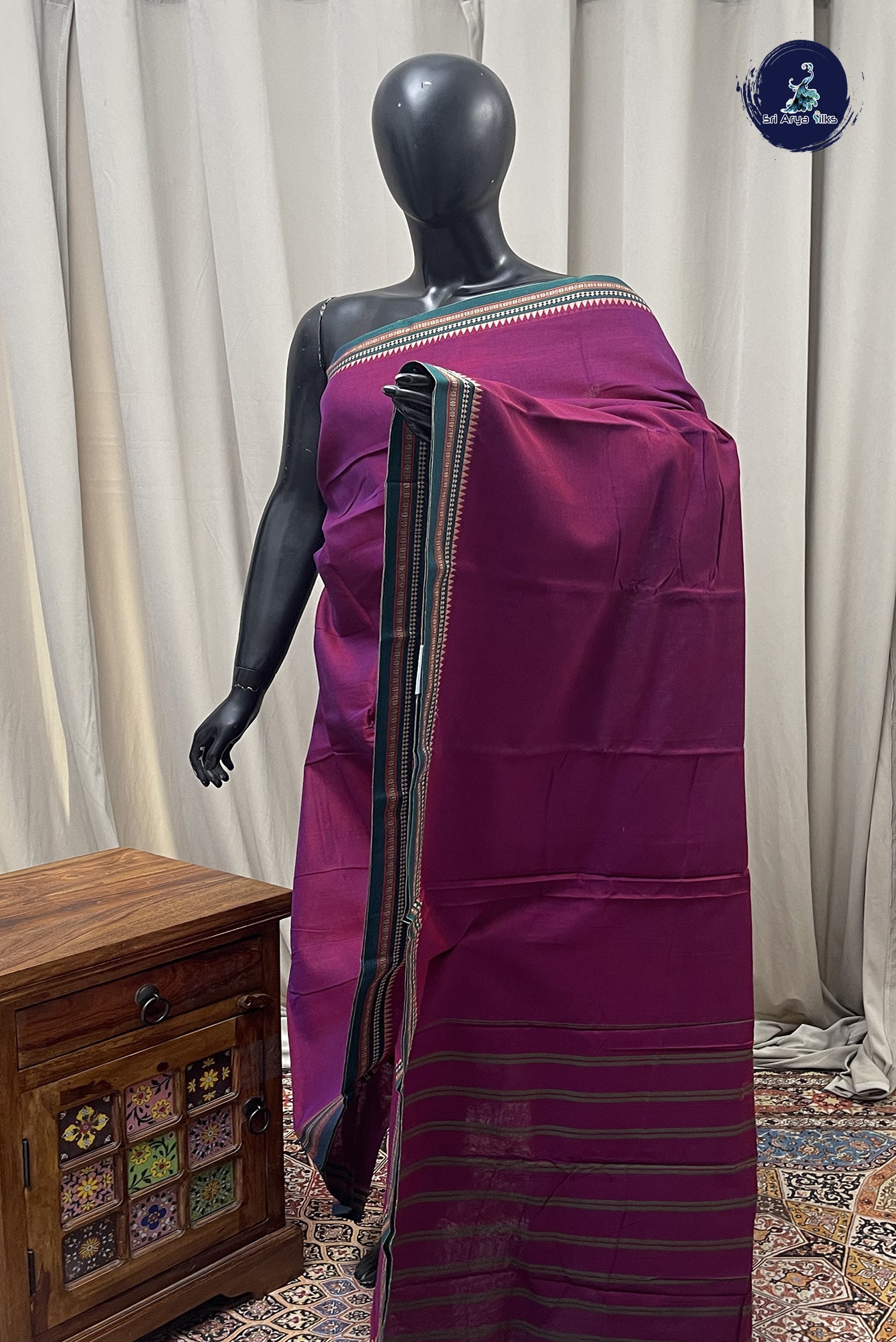 Pinkish Maroon Cotton Saree With Plain Pattern