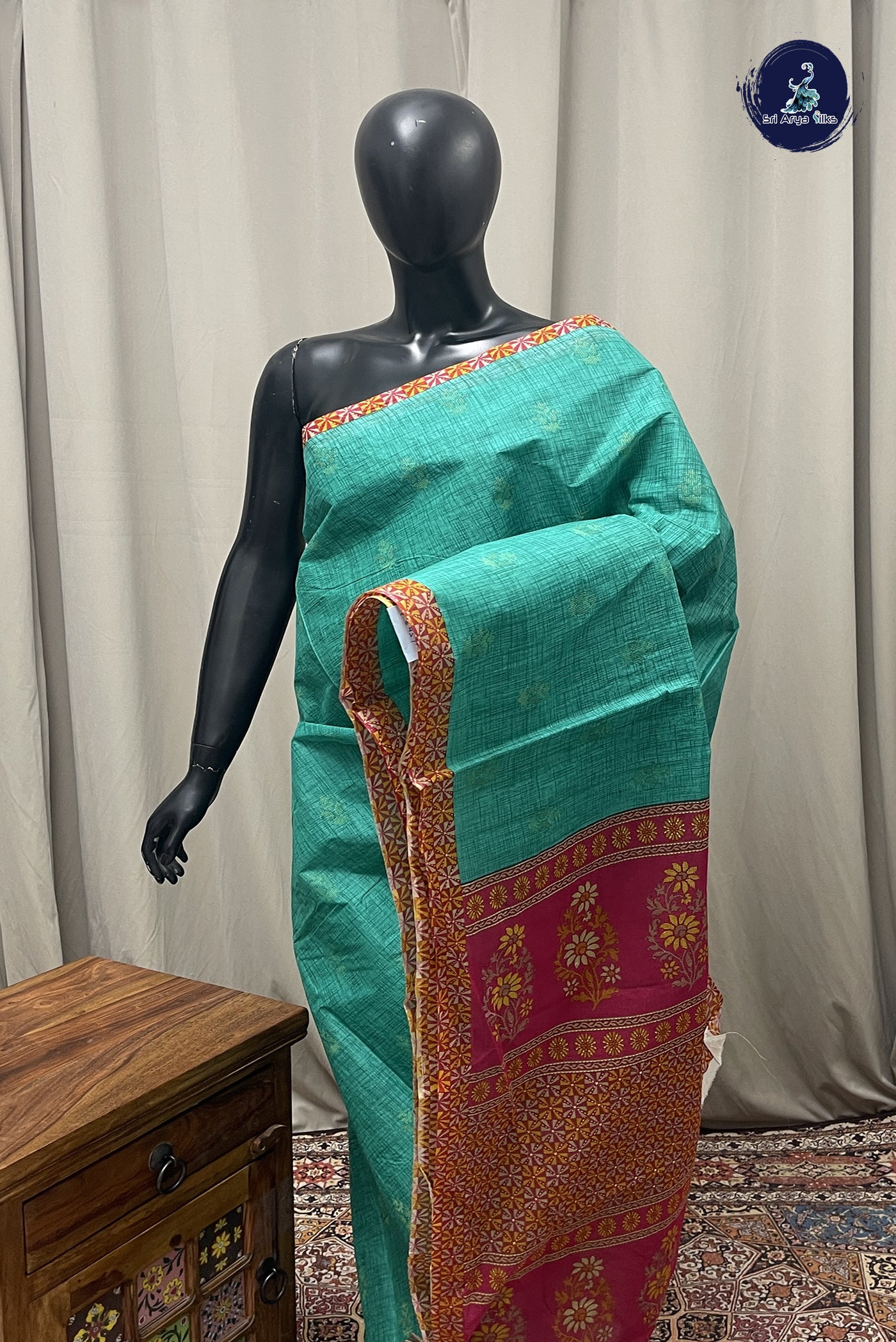 Green cotton Saree With   Printed Pattern