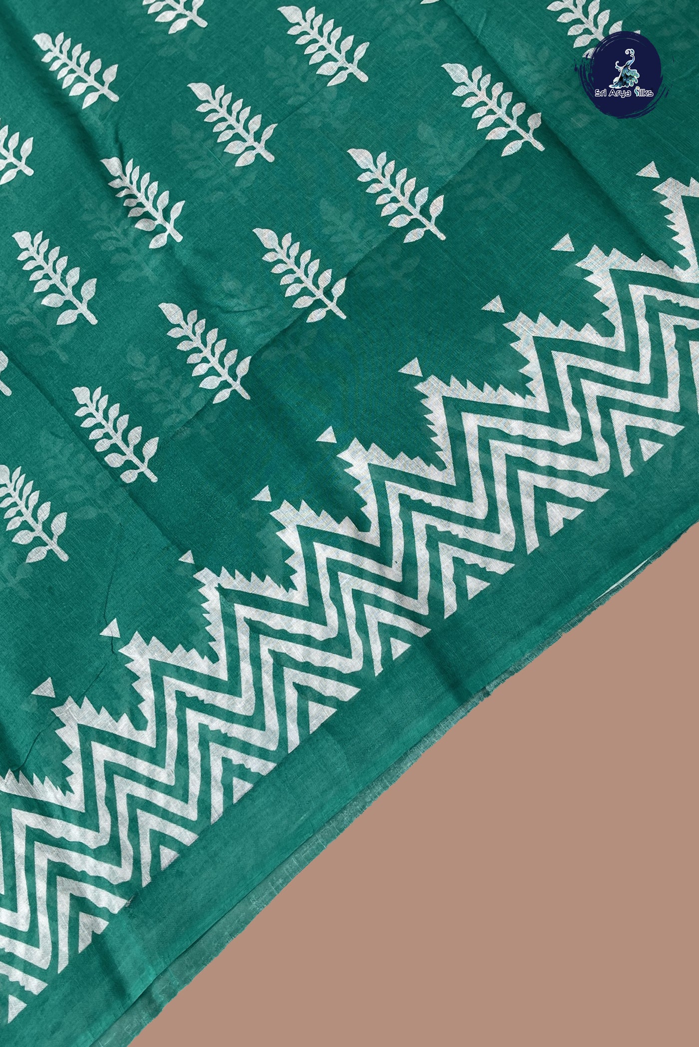 Green Cotton Saree With Printed Pattern