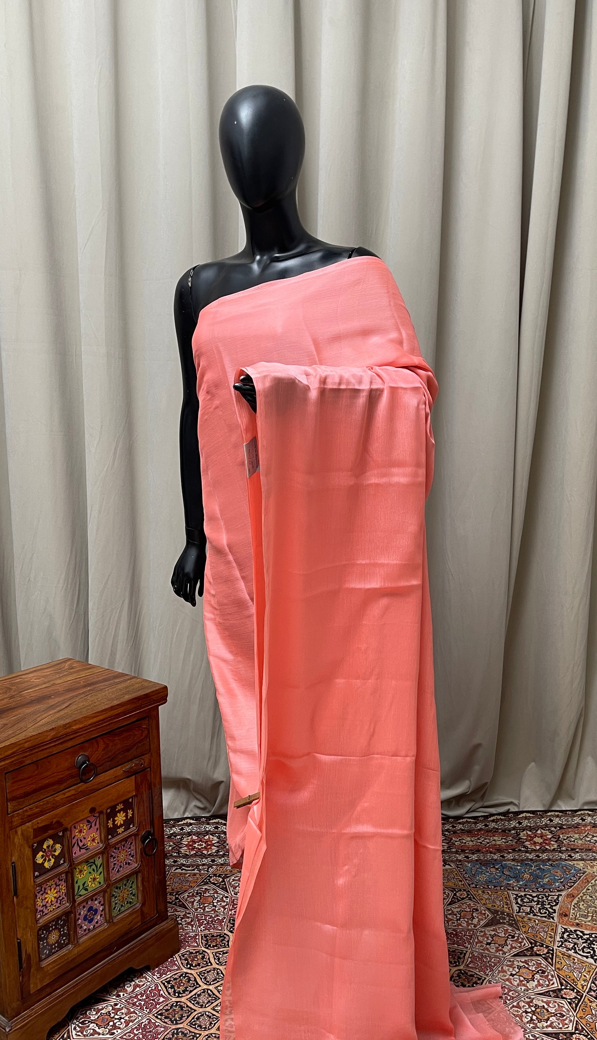 Light Pink Semi Banarasi Saree With Plain Pattern