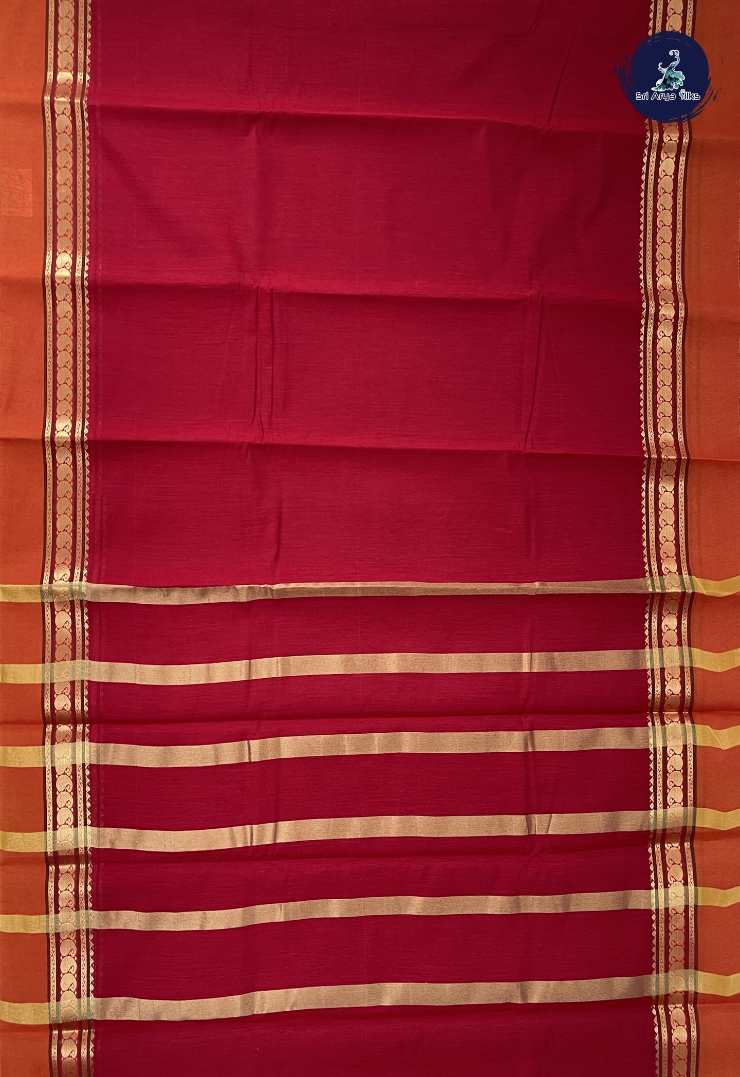 Red Semi Silk Cotton Saree With Plain Pattern