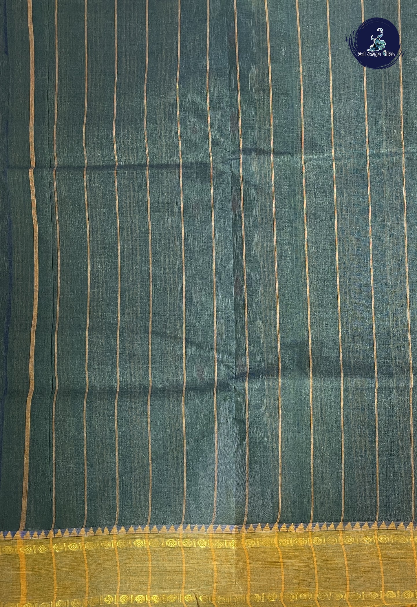 Dark Green Pochampally Saree With Patola Pattern