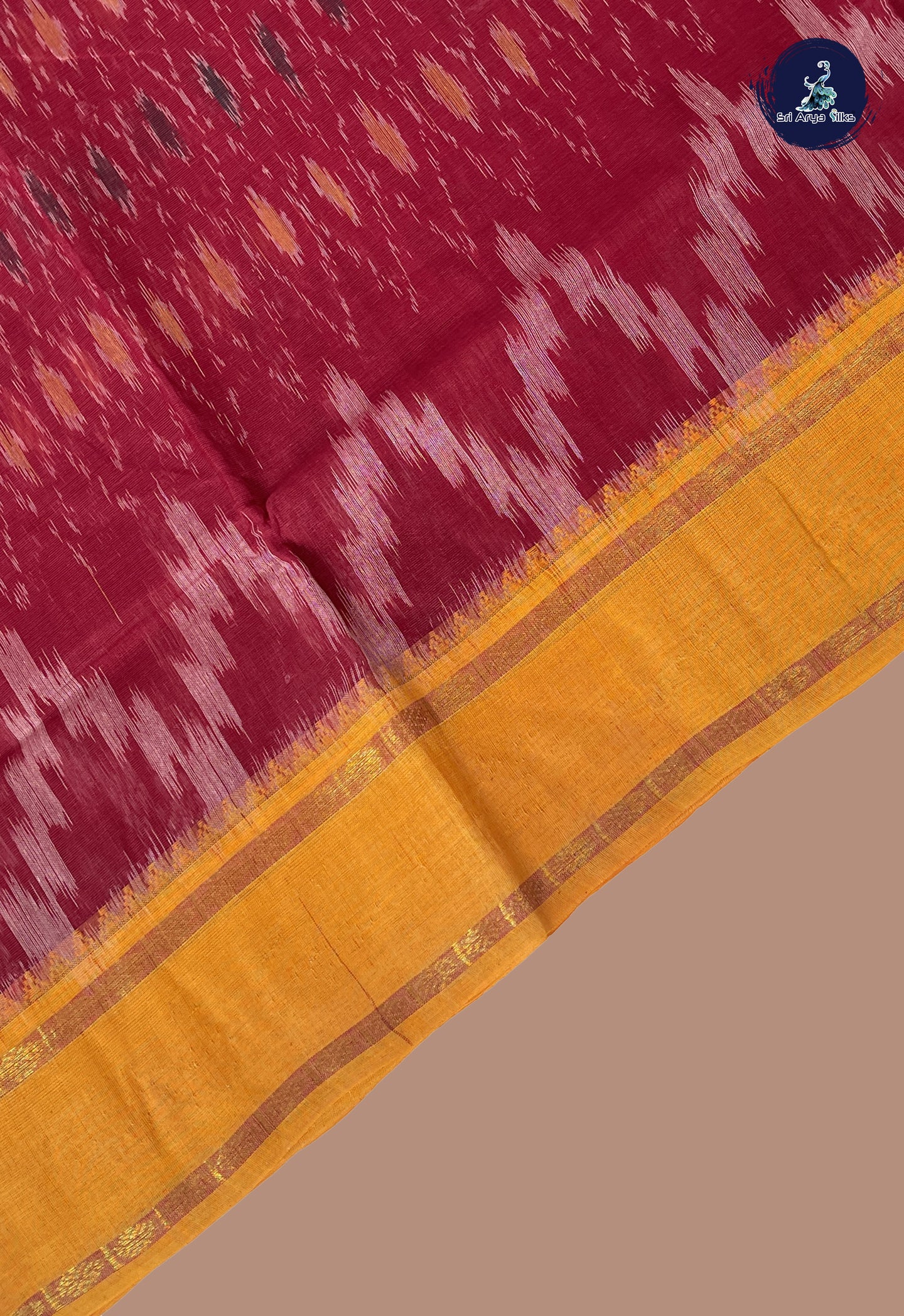 Maroon Pochampally Saree With Patola Pattern
