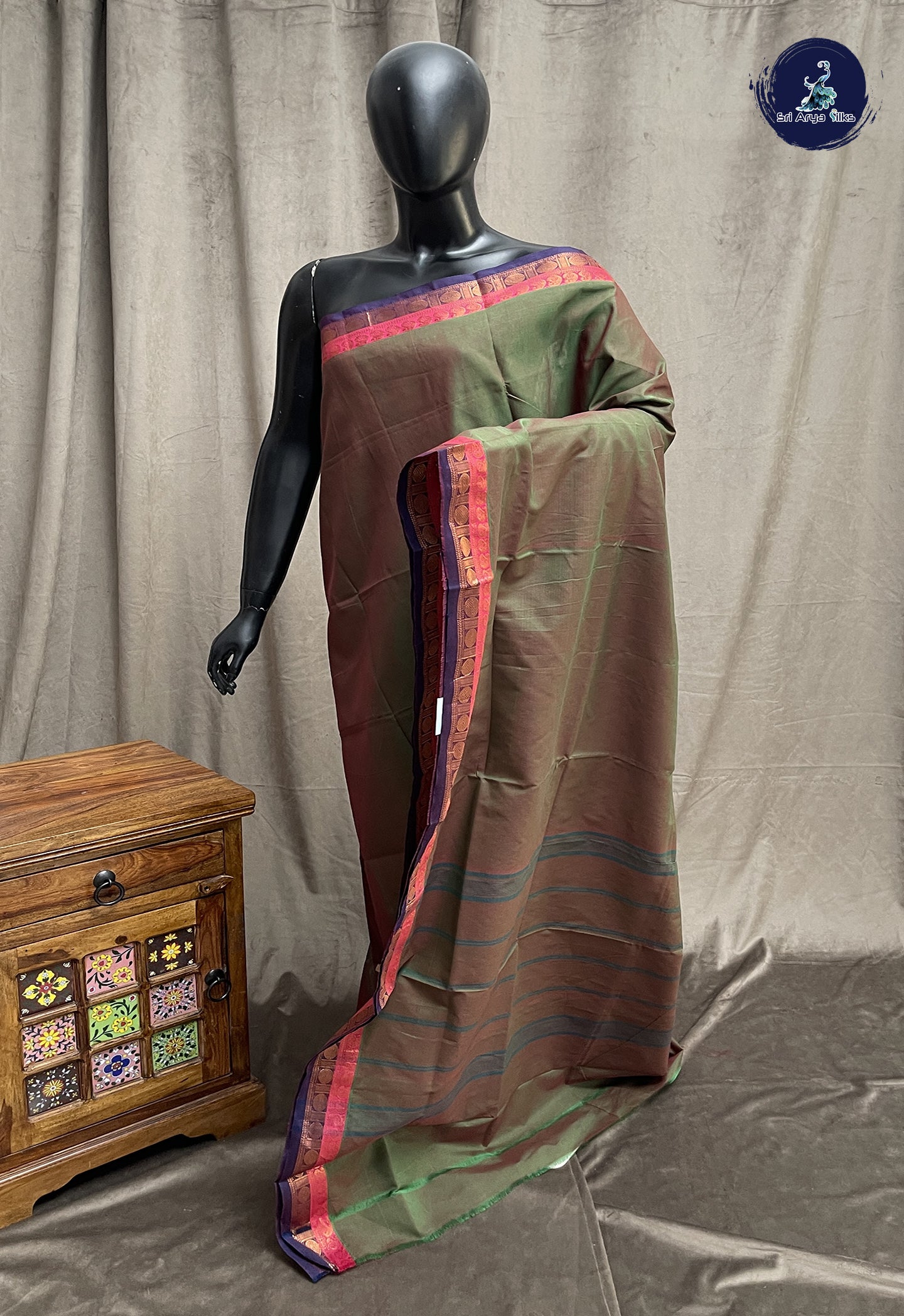 Manthulir Chettinad Cotton Saree With Plain Pattern