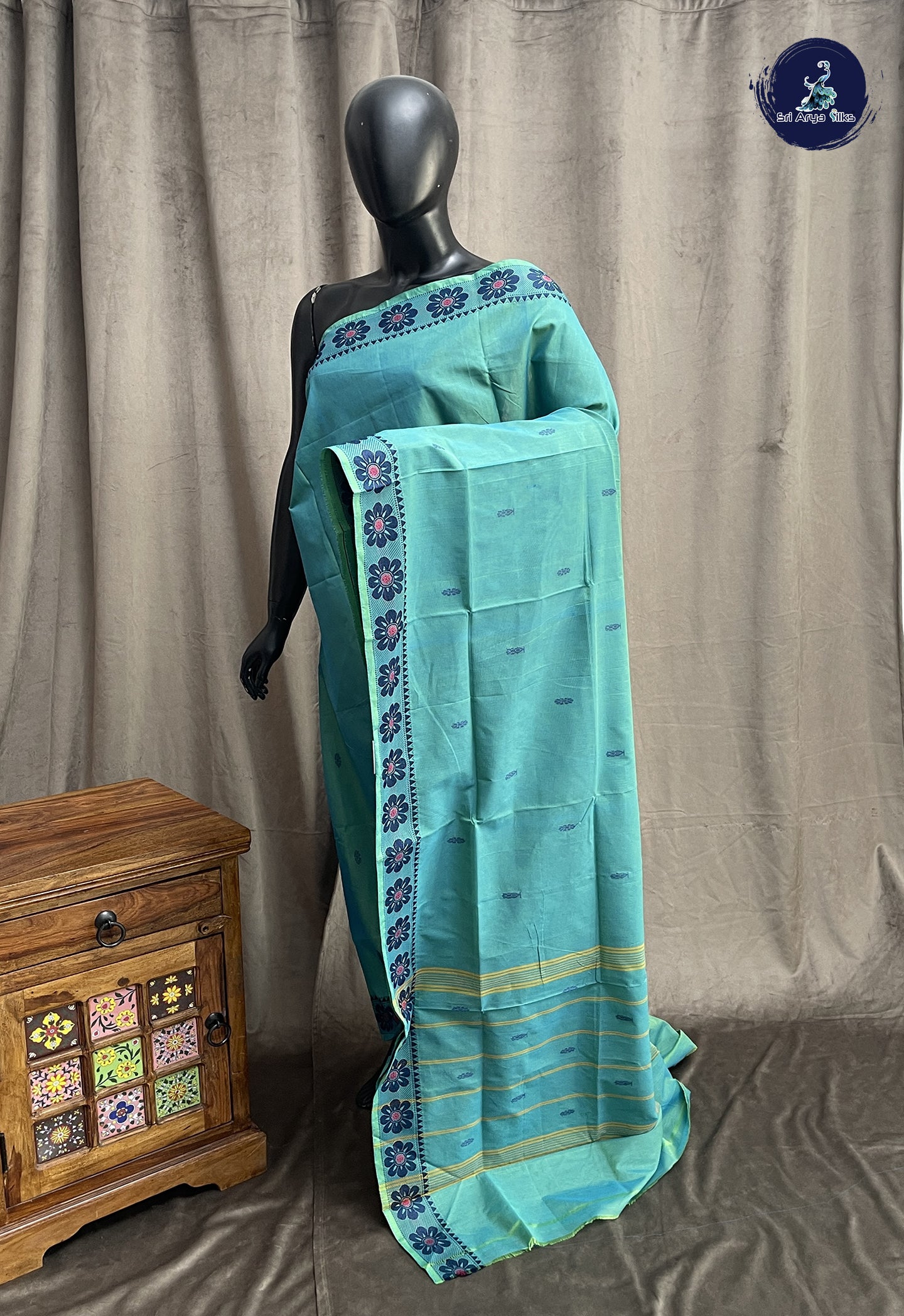 Dual Tone Blue Chettinad Cotton Saree With Buttas Pattern