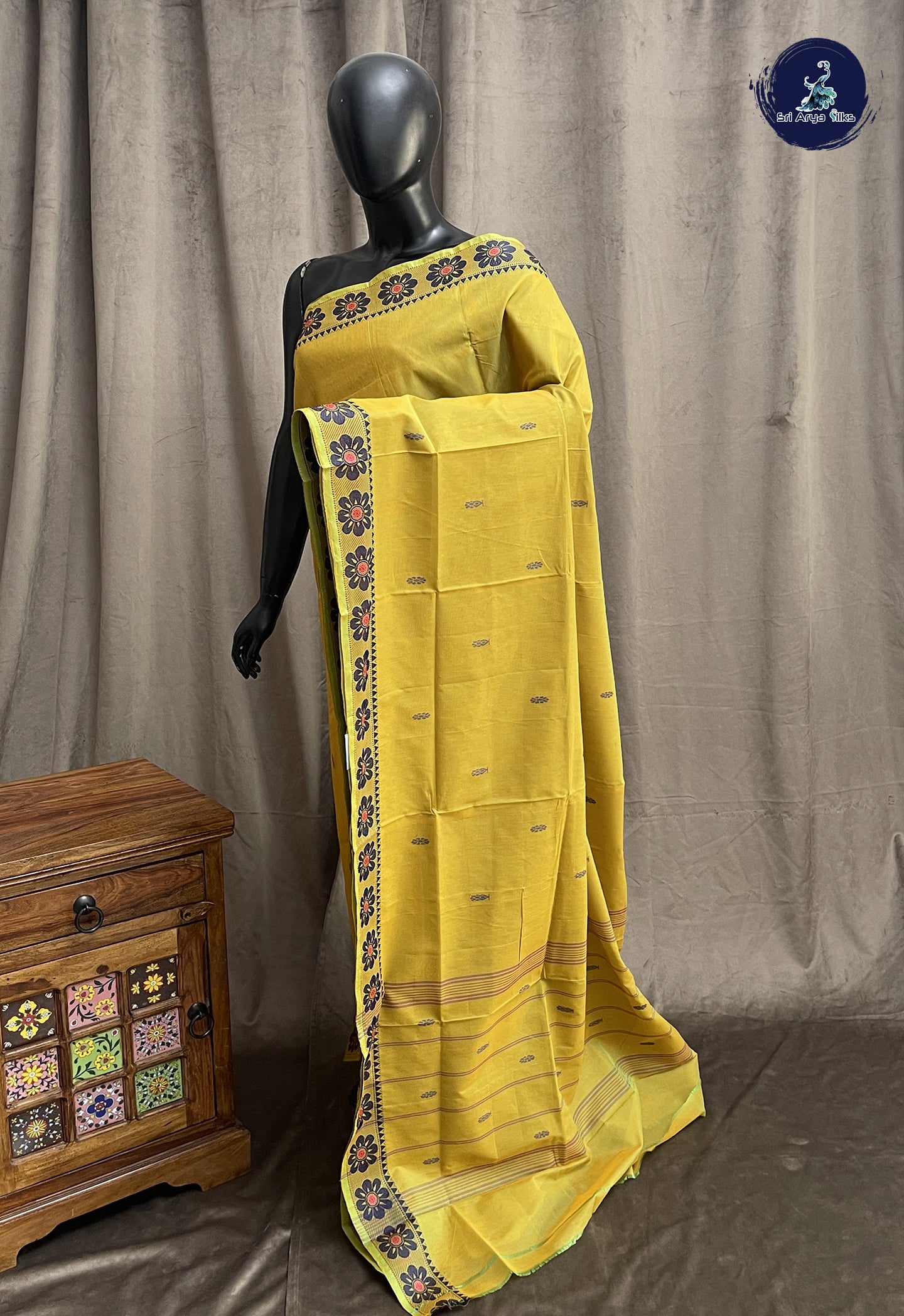 Yellowish Green Chettinad Cotton Saree With Buttas Pattern