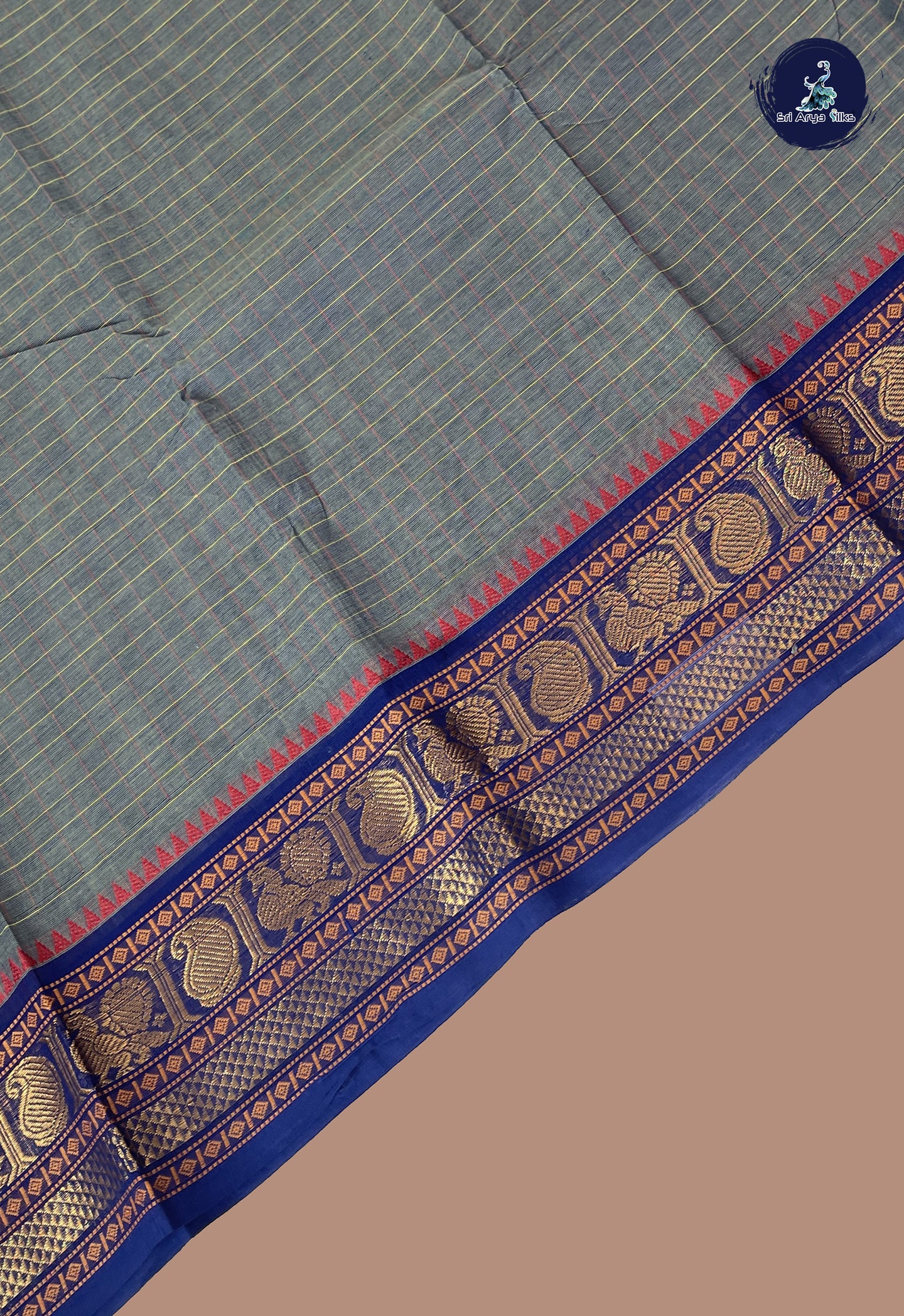 Grey Kanchi Cotton Saree With Checked Pattern