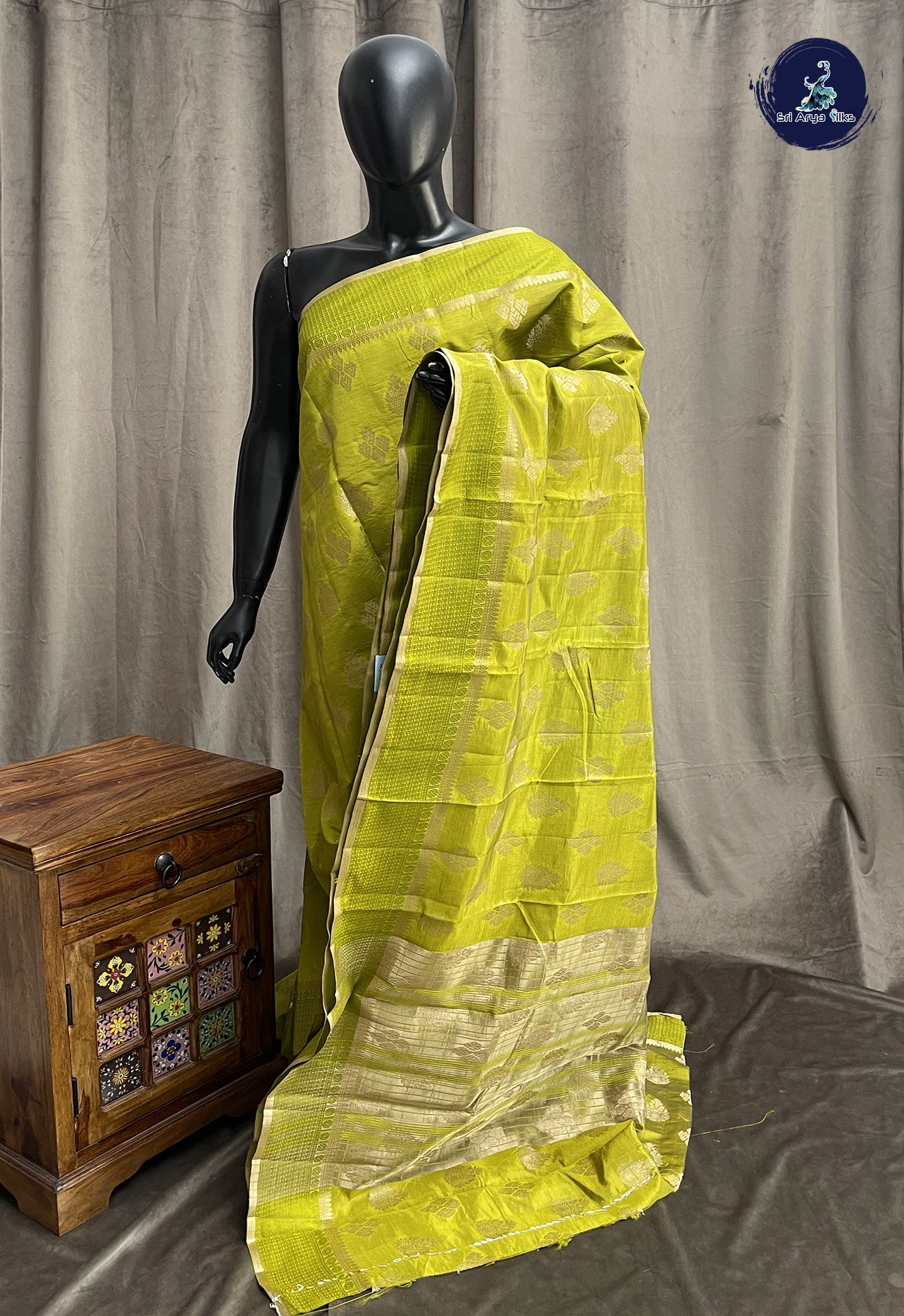 Mehendi Green Semi Tussar Saree With Zari Buttas Pattern