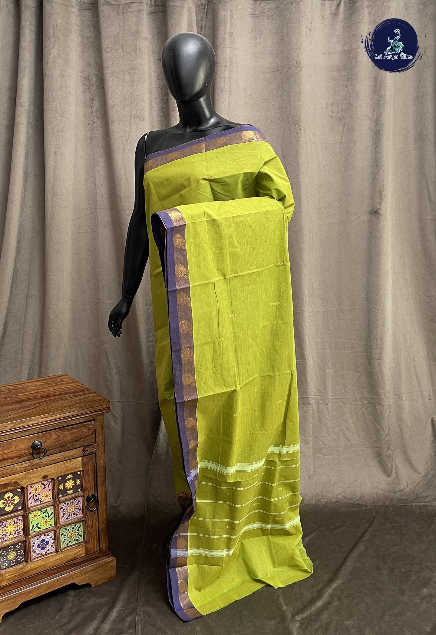 Light Green Chettinad Cotton Saree With Zari Buttas Pattern