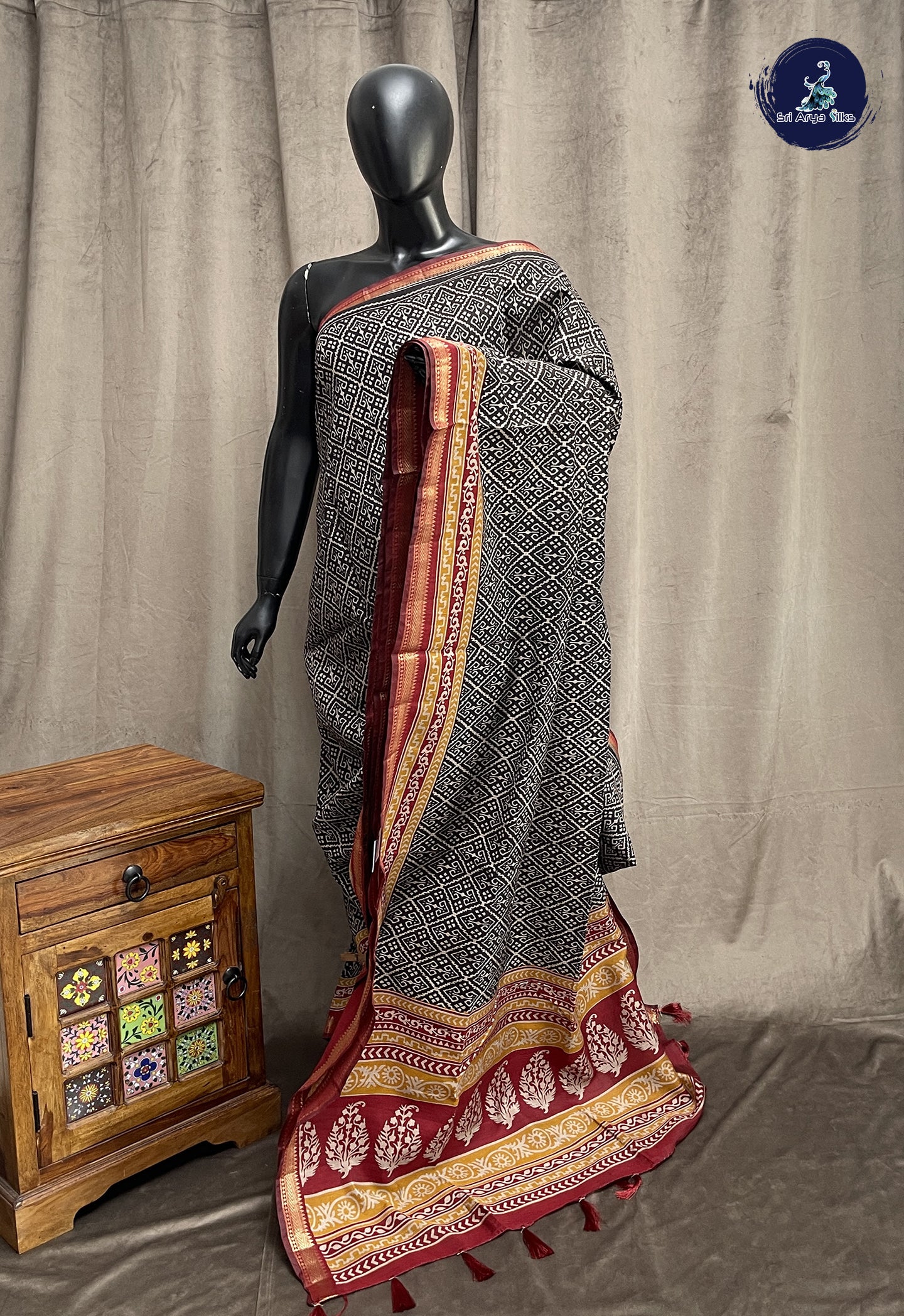 Black Semi Chanderi Saree With Printed Pattern