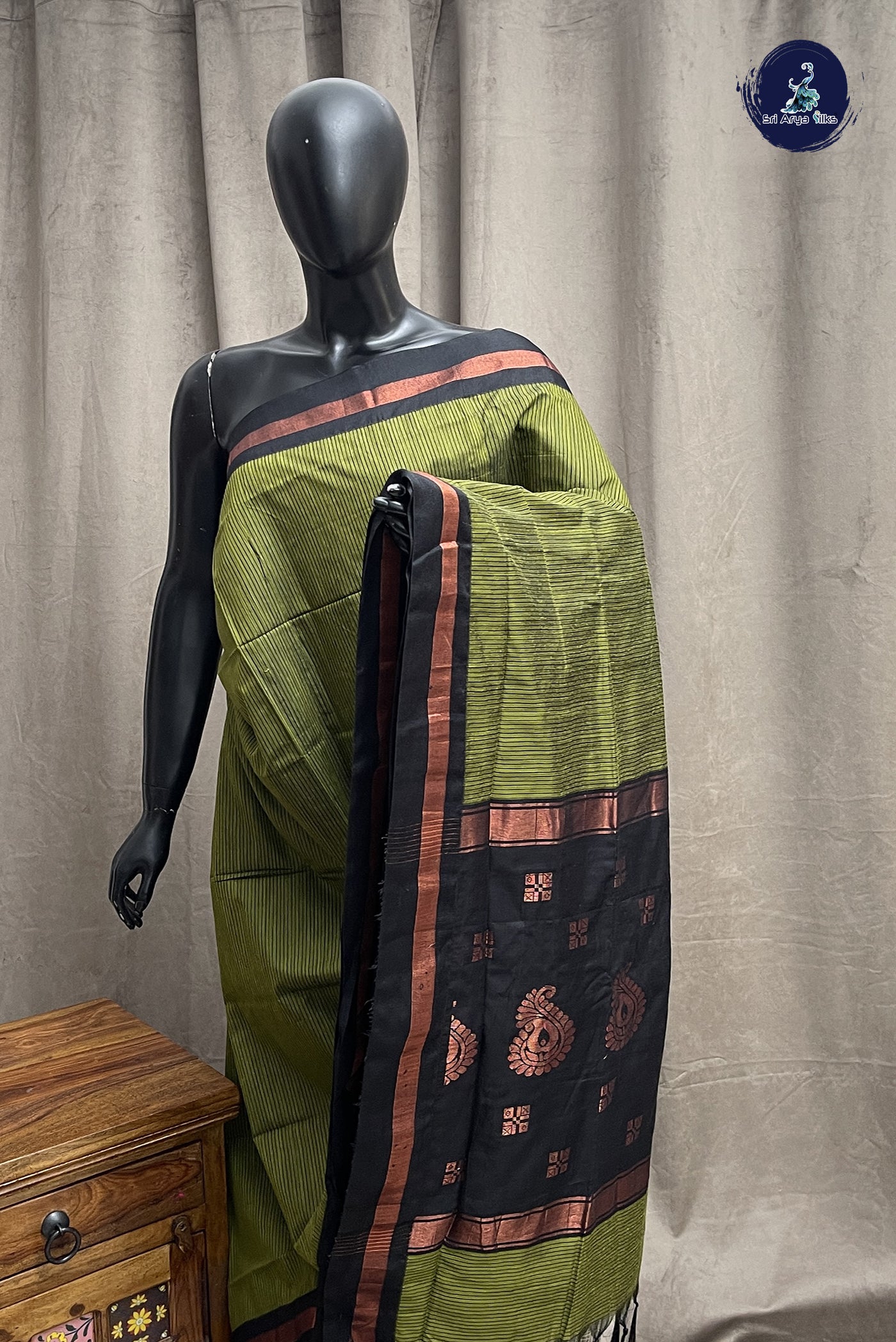Mehendi Green Budget Semi Silk Cotton Saree With Printed Pattern