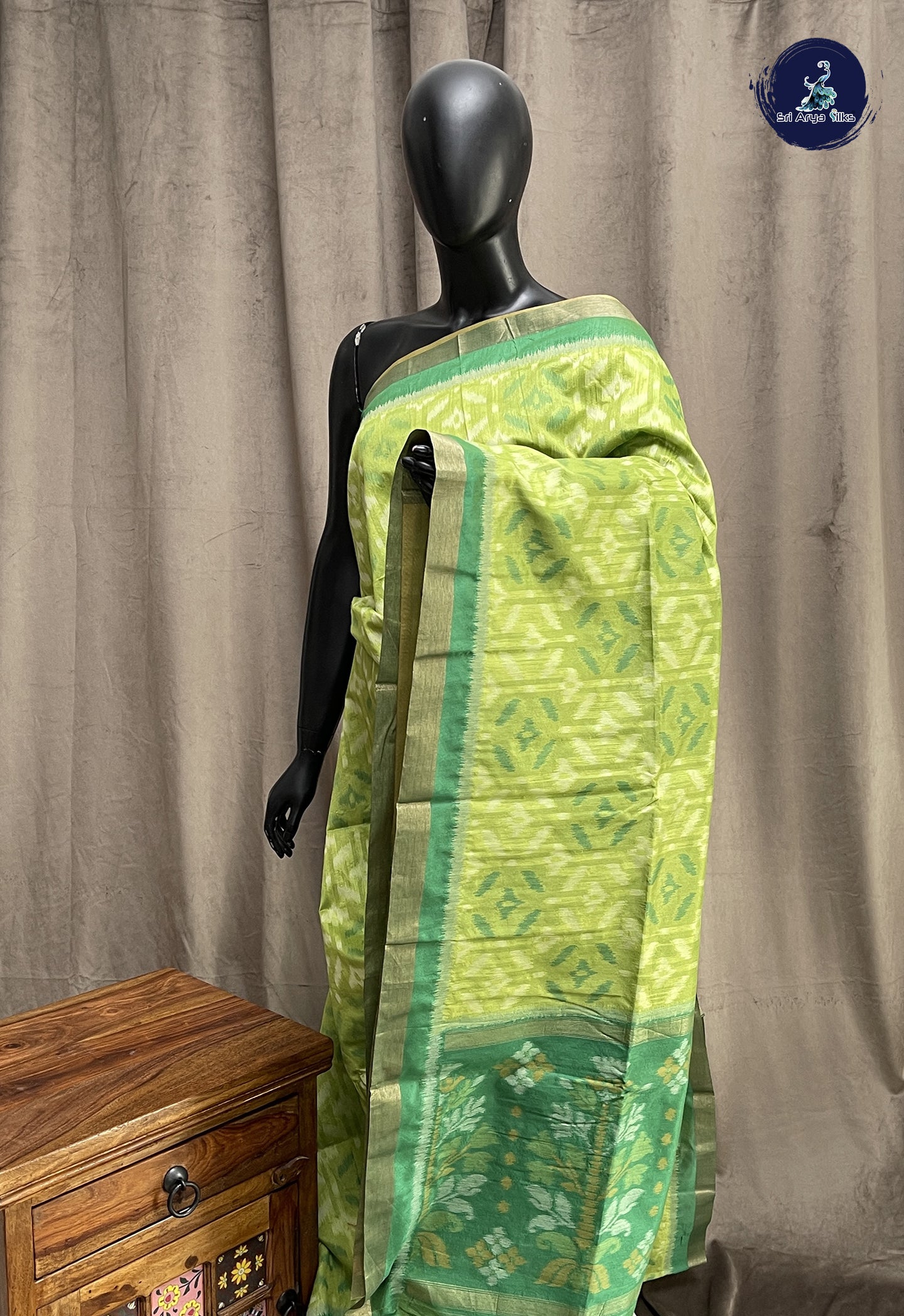 Parrot Green Semi Raw Silk Saree With Ikat Pattern