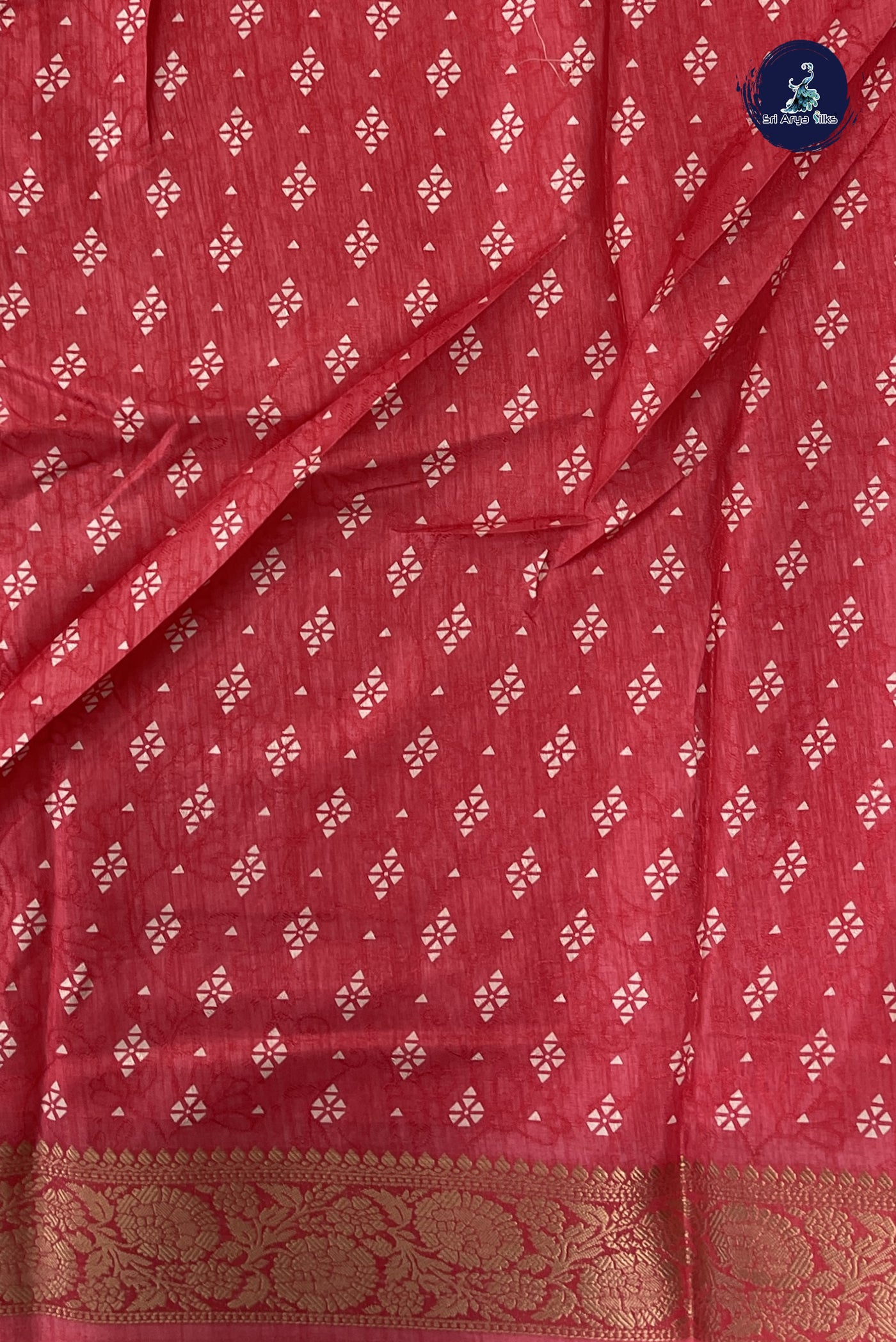 Pink Semi Grape Silk Saree With Embossed Pattern