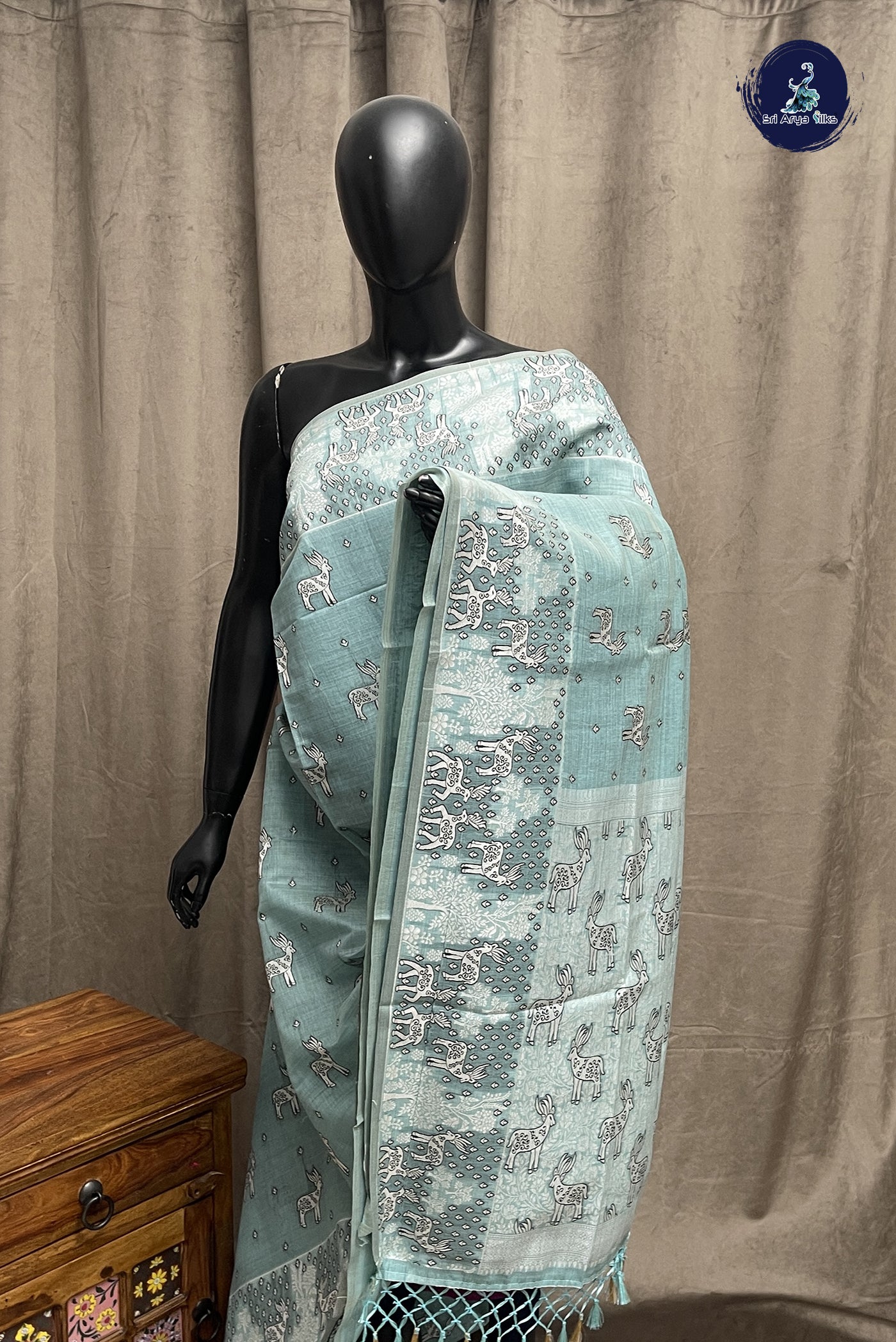 Powder Blue Linen Saree With Thread Work Pattern