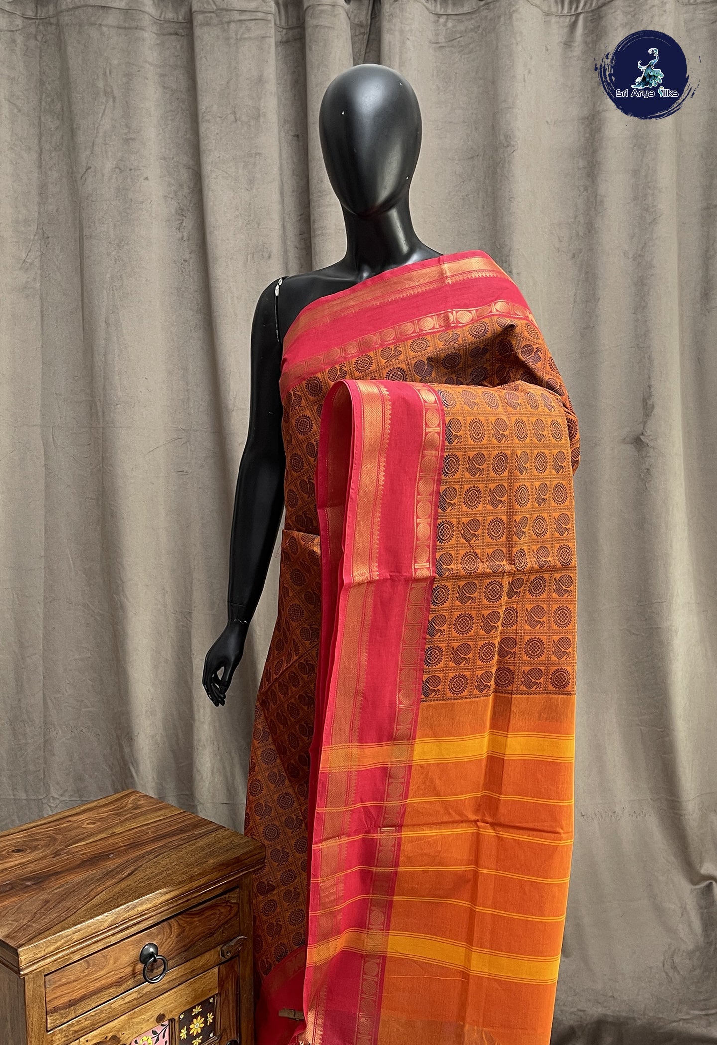 Orange Kanchi Cotton Saree With Vanasingaram Pattern