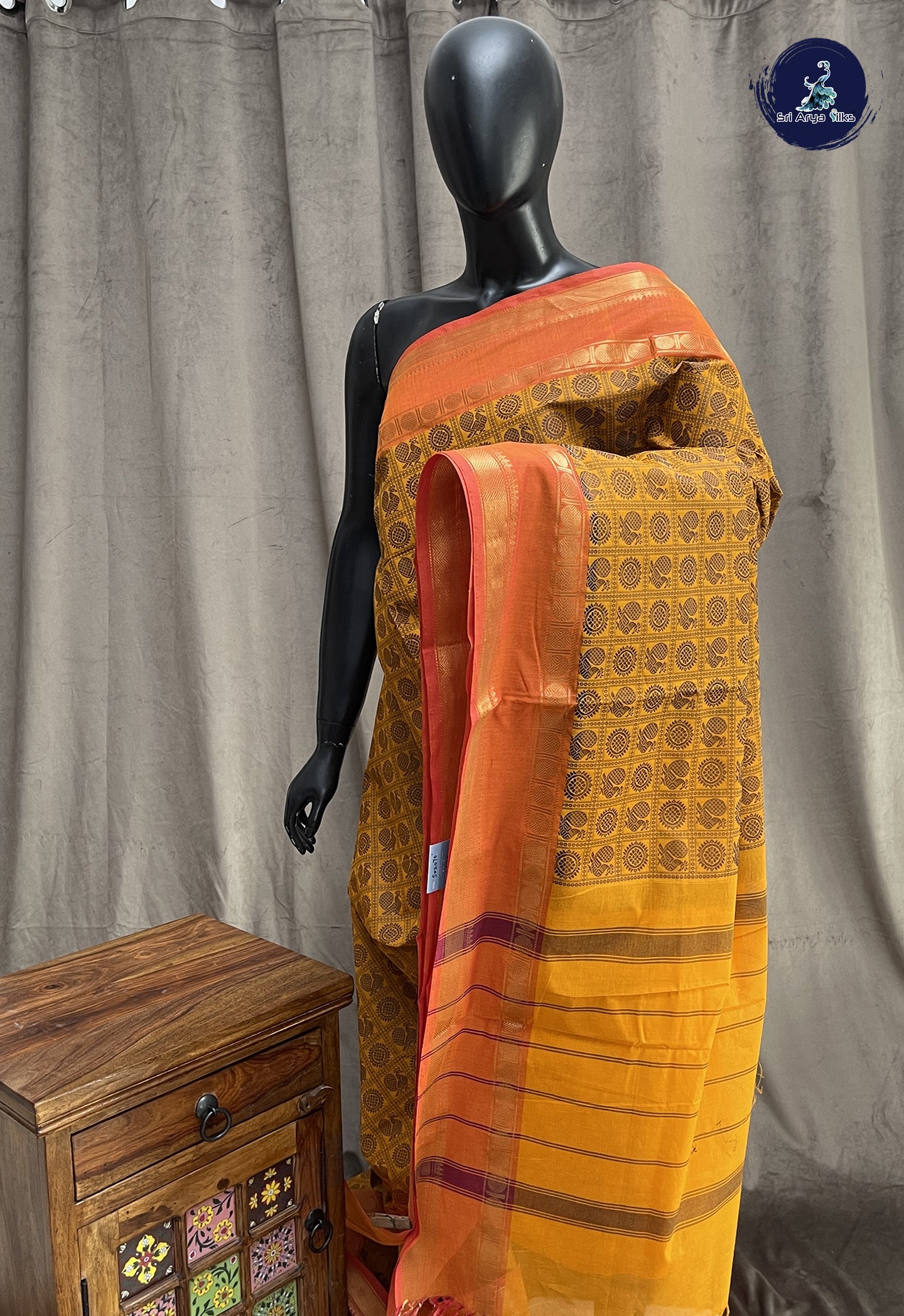 Yellow Kanchi Cotton Saree With Vanasingaram Pattern