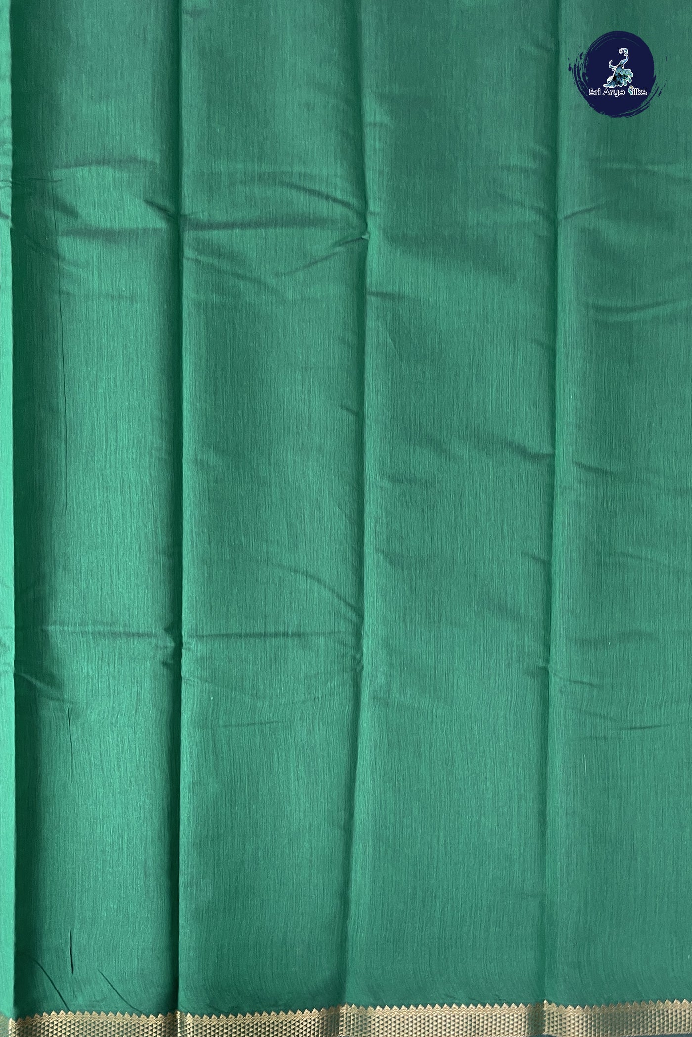 Dark Green Budget Semi Silk Cotton Saree With Plain Pattern