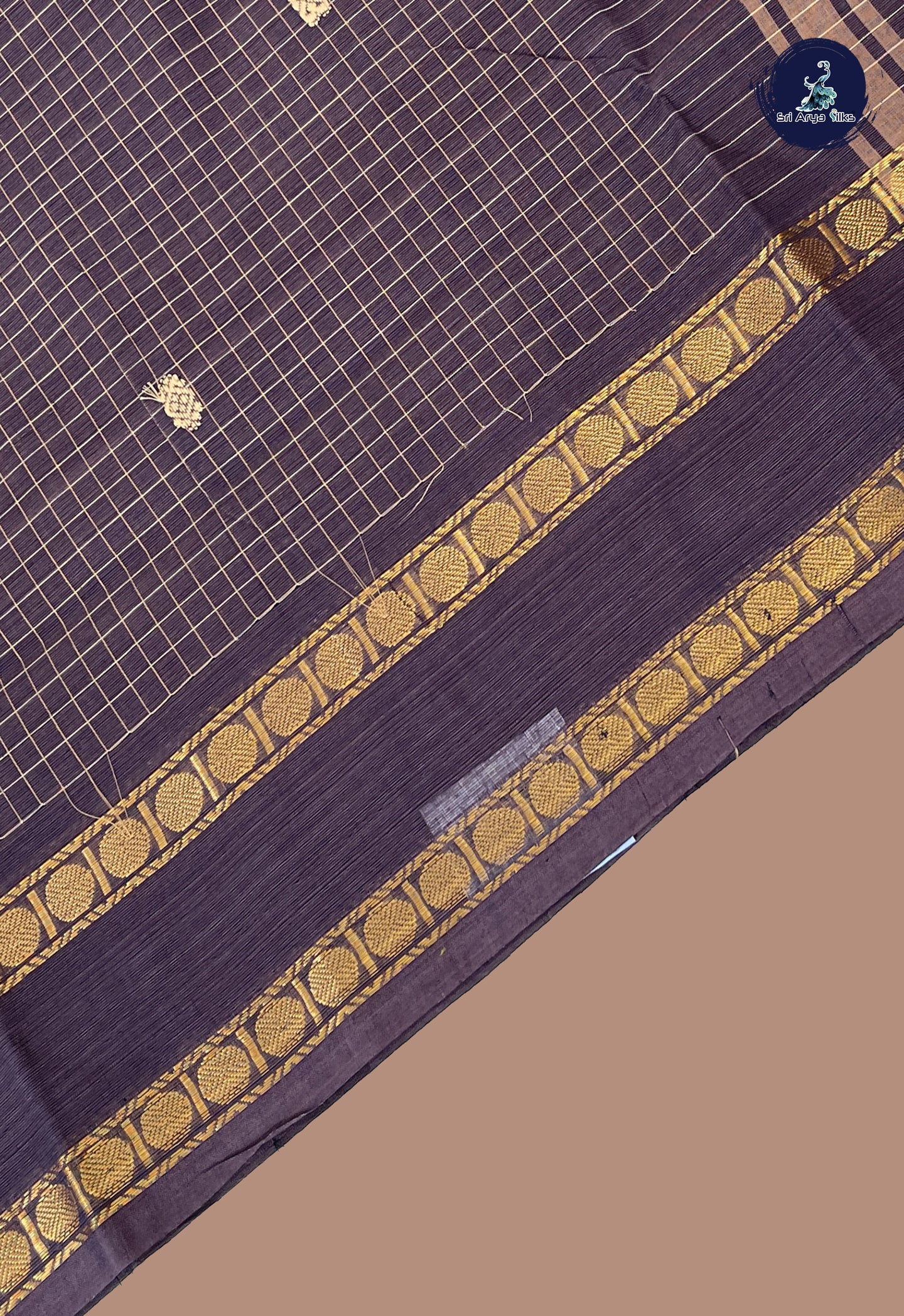 Greyish Lavender Chettinad Cotton Saree With Checked Pattern