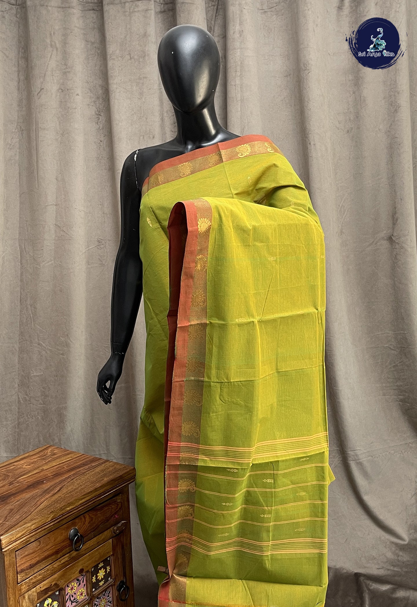 Yellowish Green Chettinad Cotton Saree With Zari Buttas Pattern