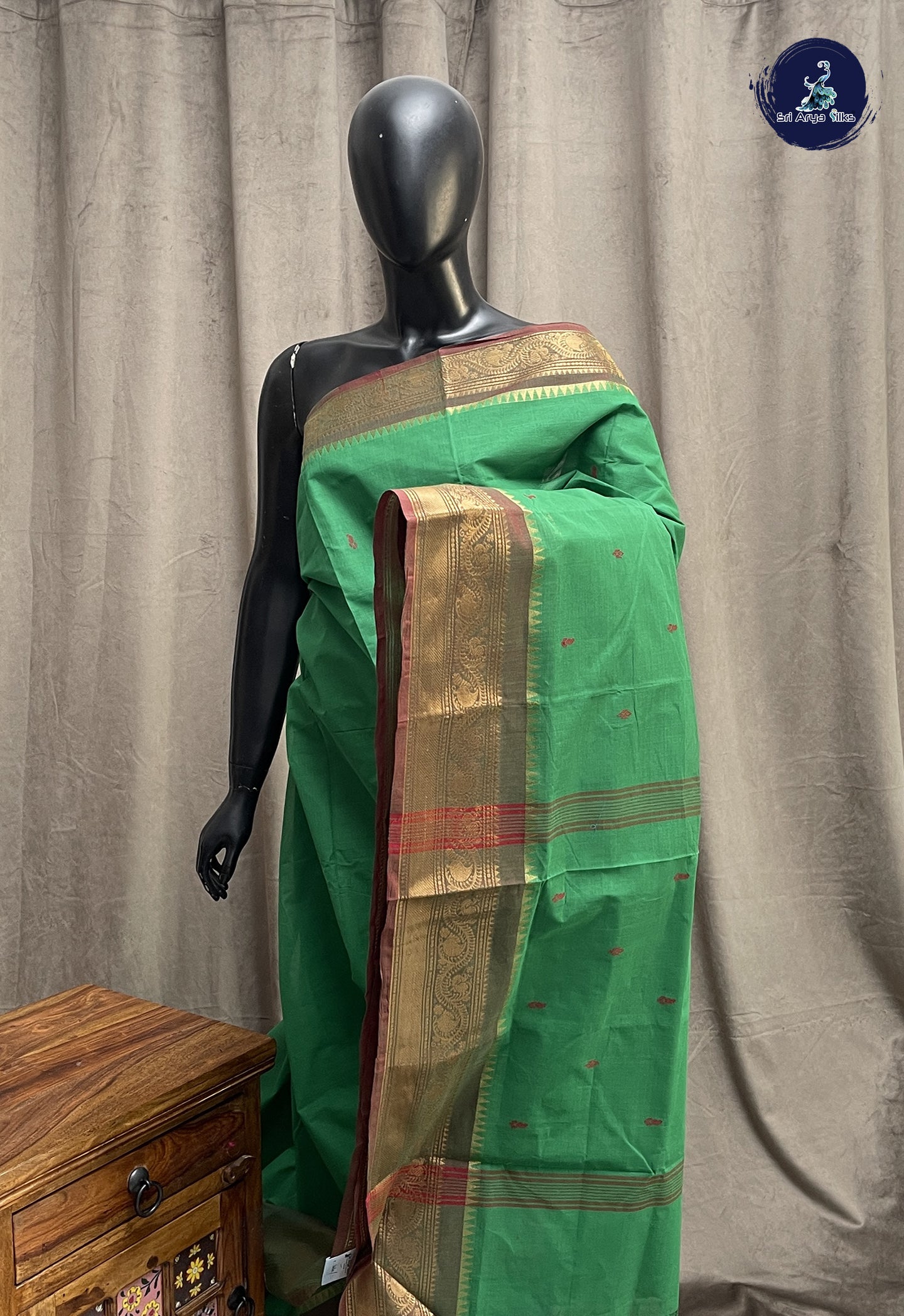 Green Chettinad Cotton Saree With Buttas Pattern