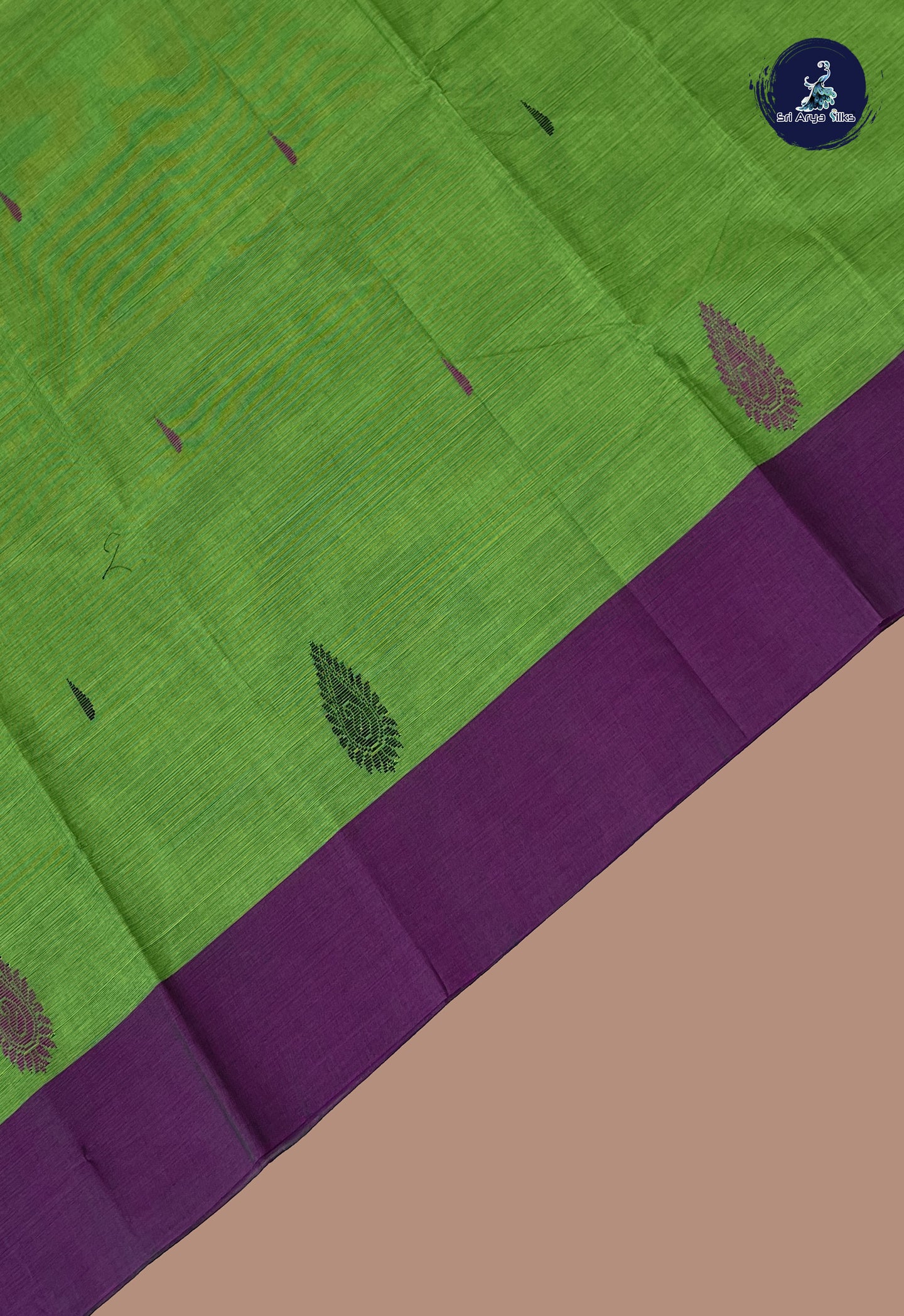 Green Kanchi Cotton Saree With Buttas Pattern