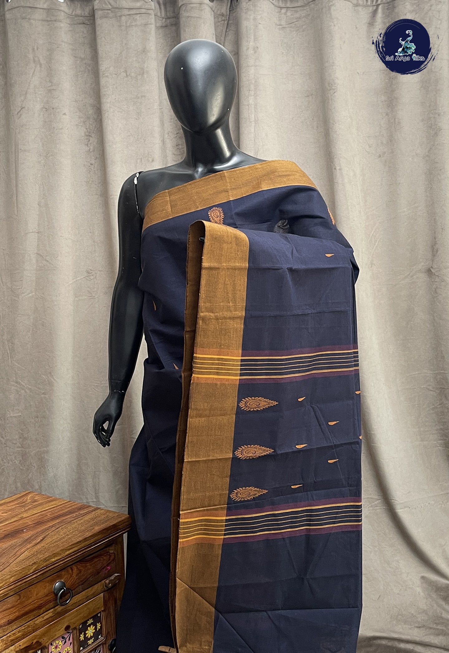 Dark Blue Kanchi Cotton Saree With Buttas Pattern
