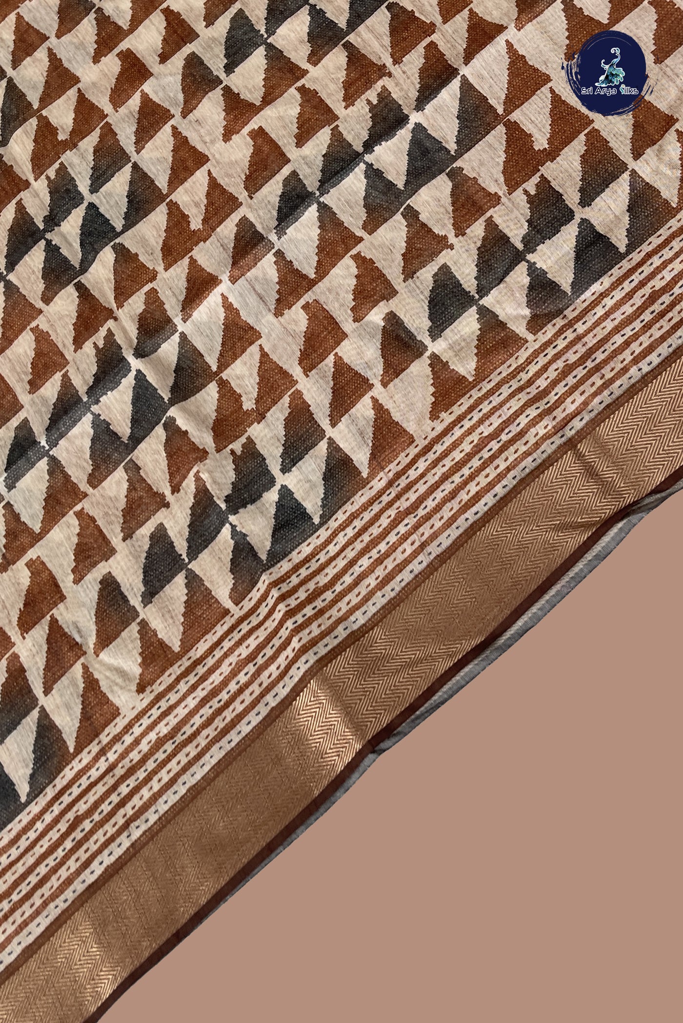 Beige Semi Chanderi Saree With Printed Pattern
