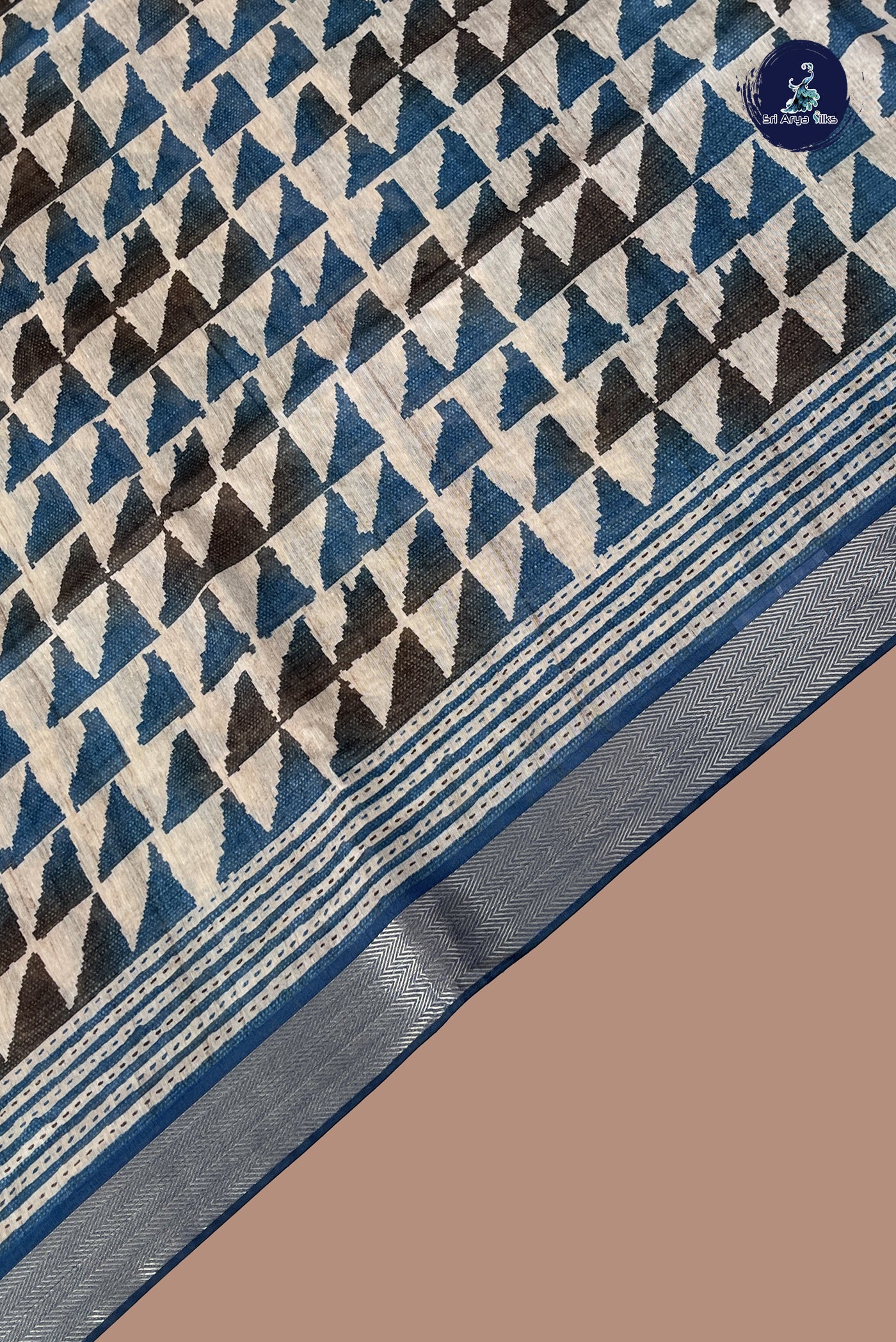Beige Semi Chanderi Saree With Printed Pattern