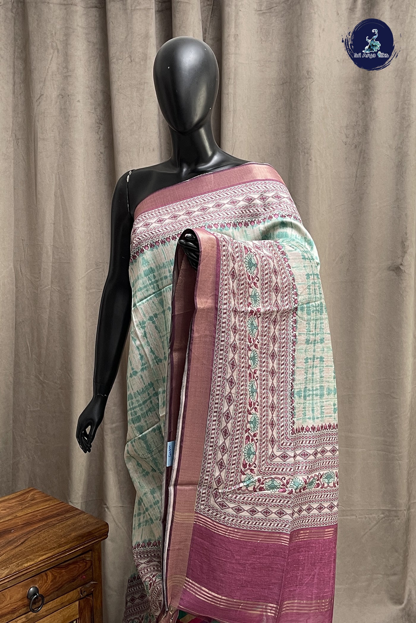 Green Semi Chanderi Saree With Shibori Print Pattern