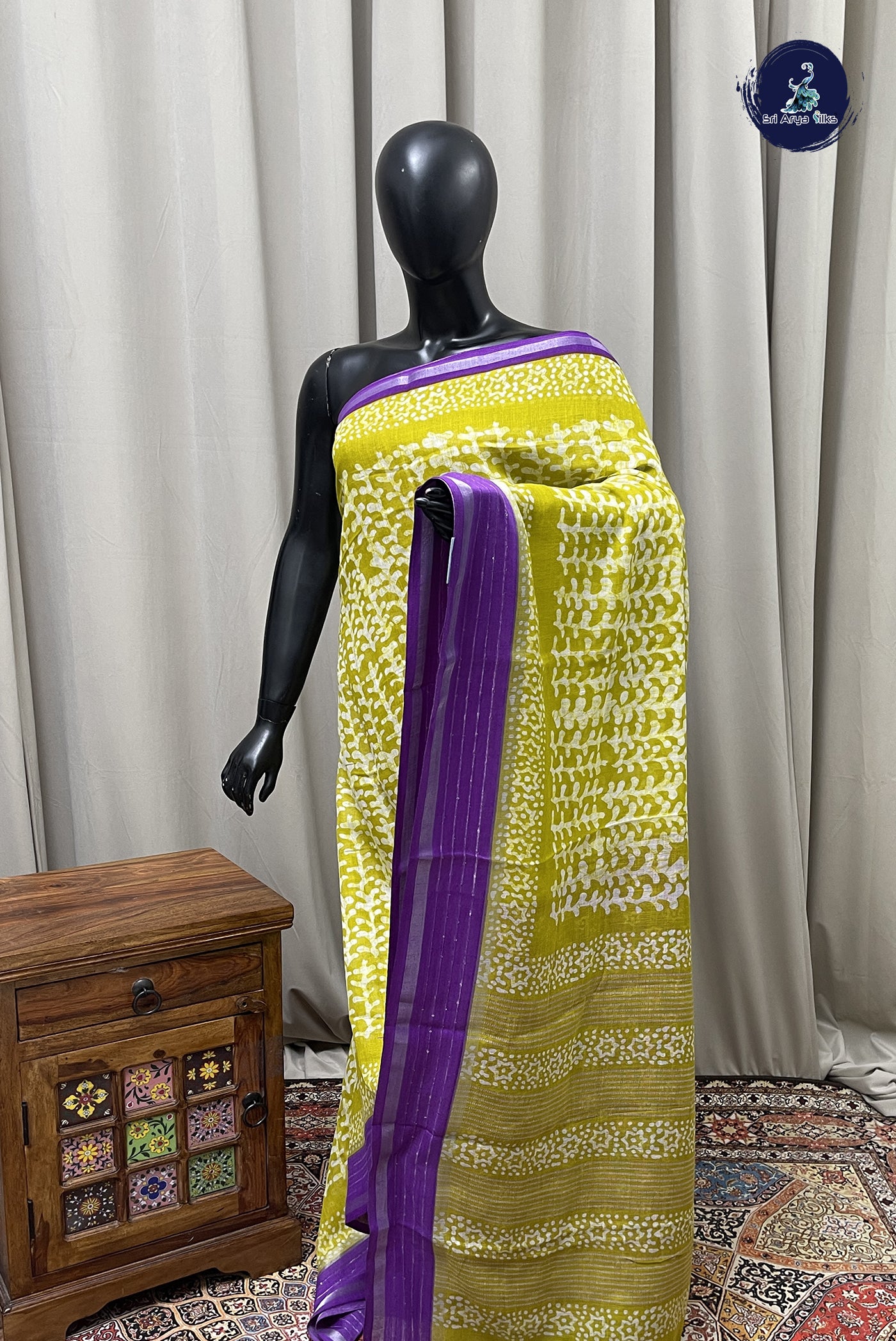 Yellow Linen Saree With Printed Pattern