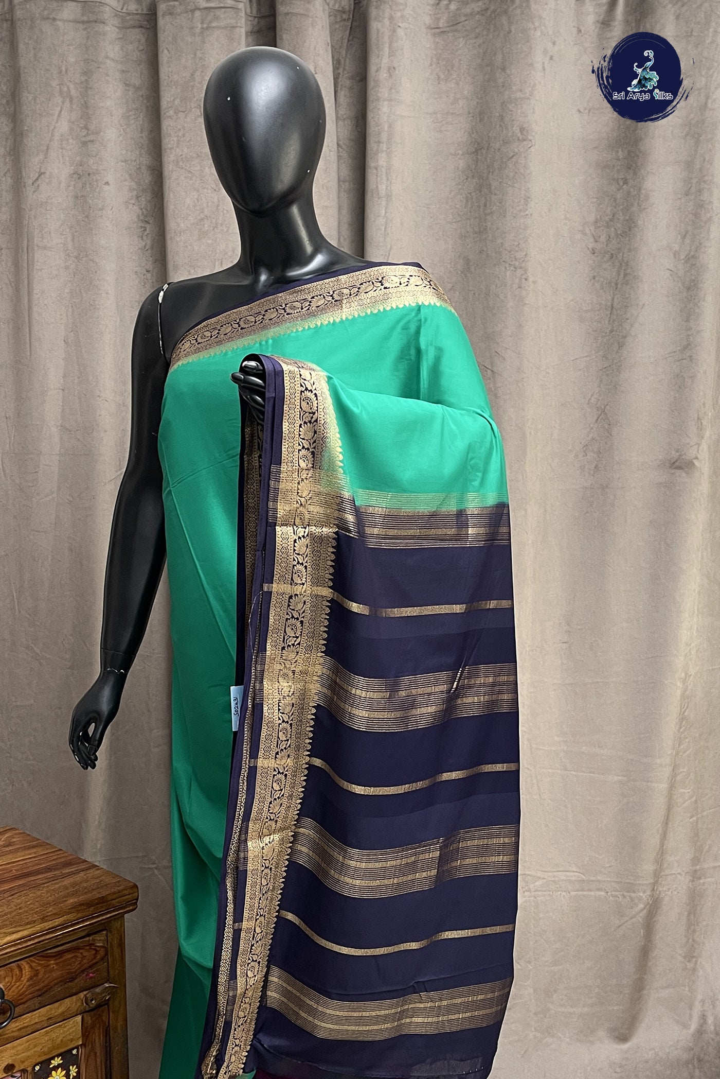 Green Semi Mysore Silk With Plain Pattern