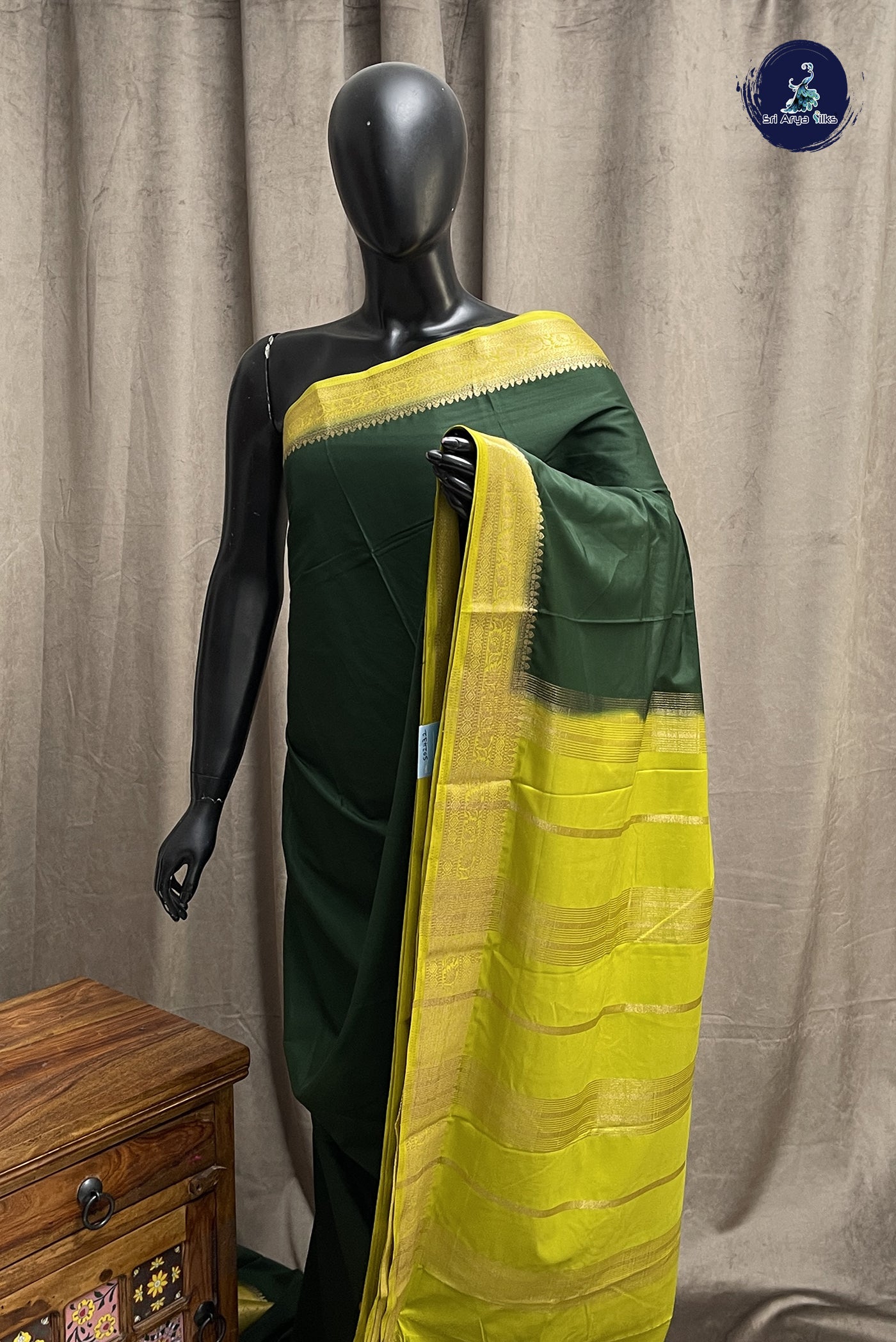 Dark Green Semi Mysore Silk With Plain Pattern
