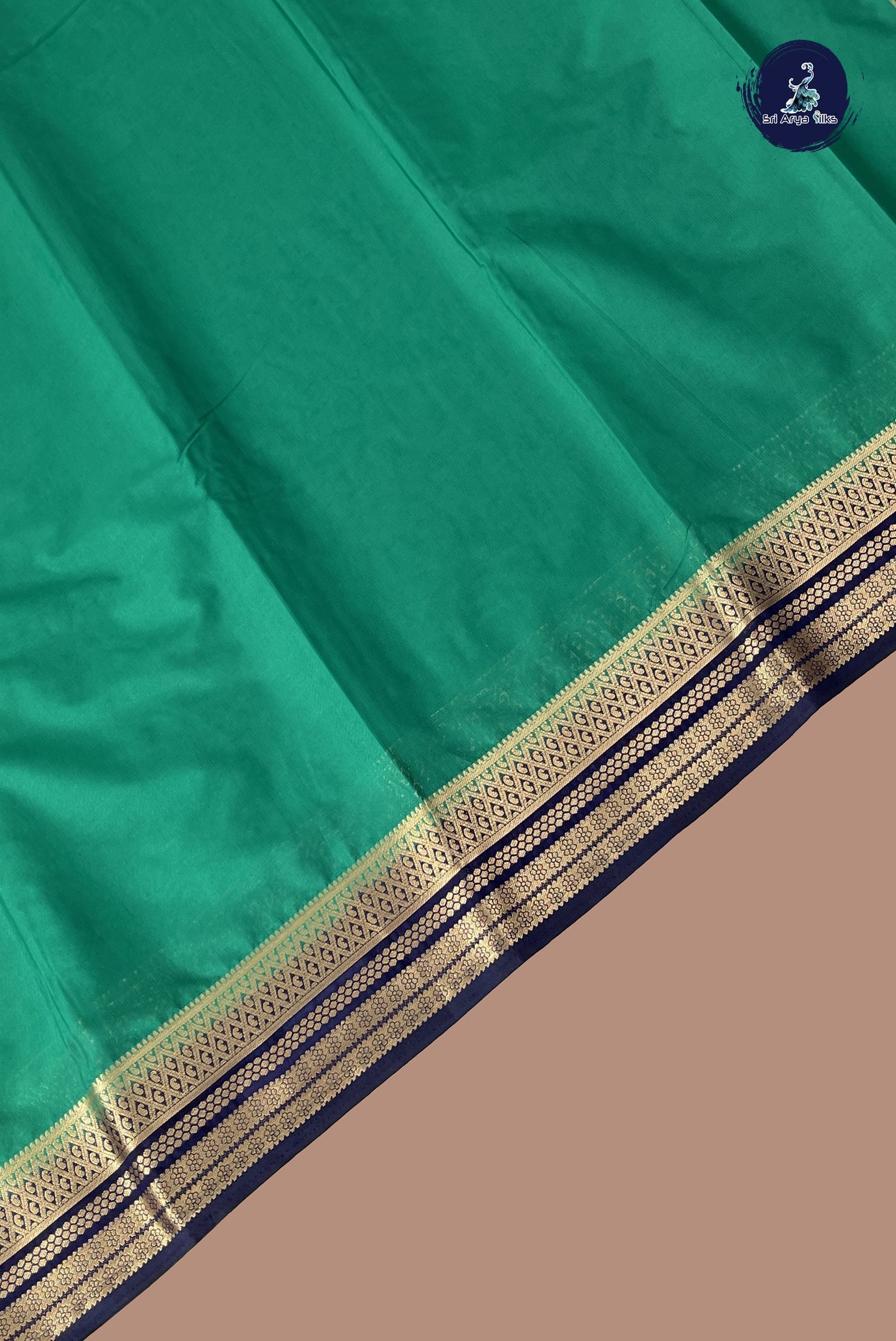 Green Semi Mysore Silk With Plain Pattern