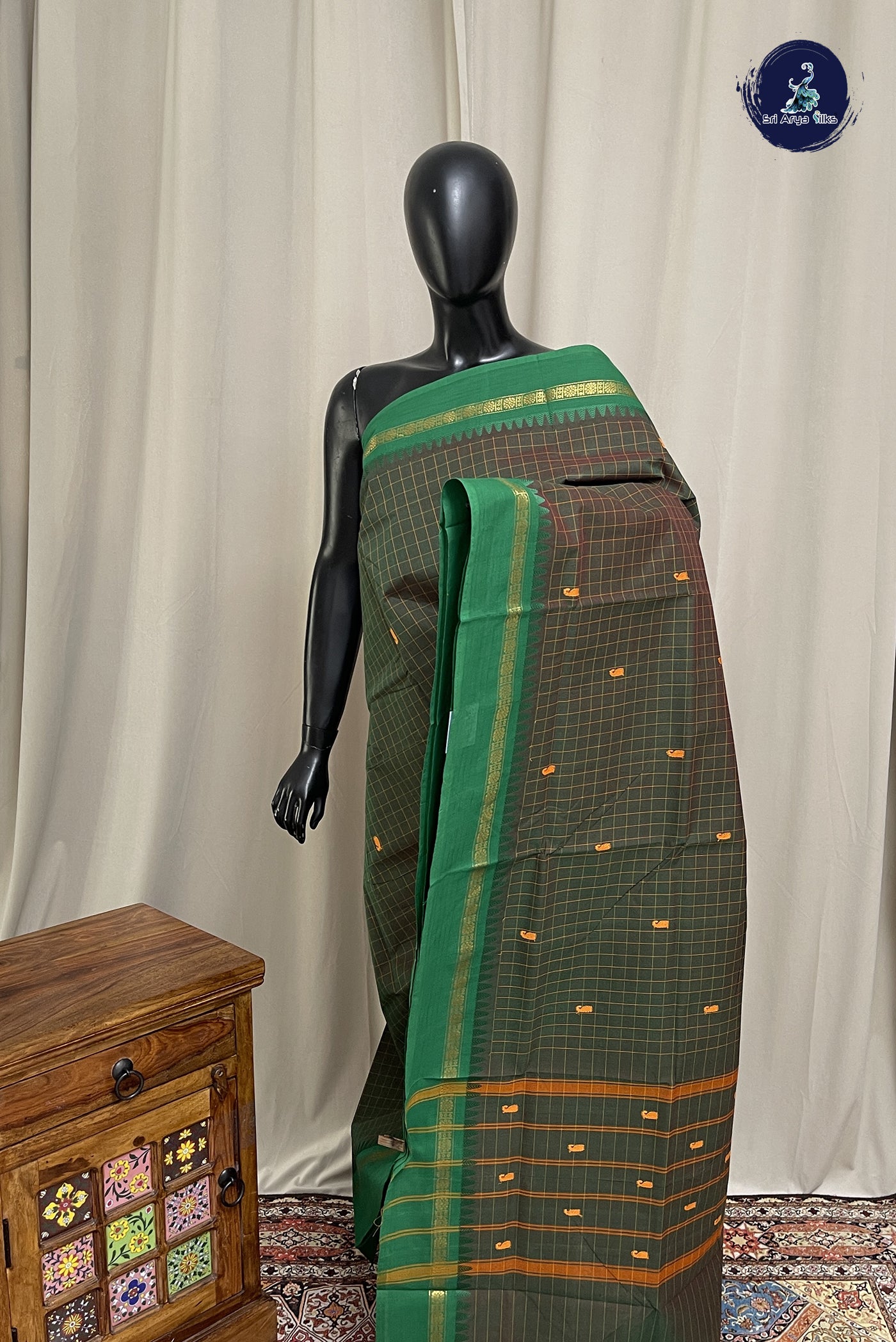 Manthulir Chettinad Cotton Saree With Checked Pattern