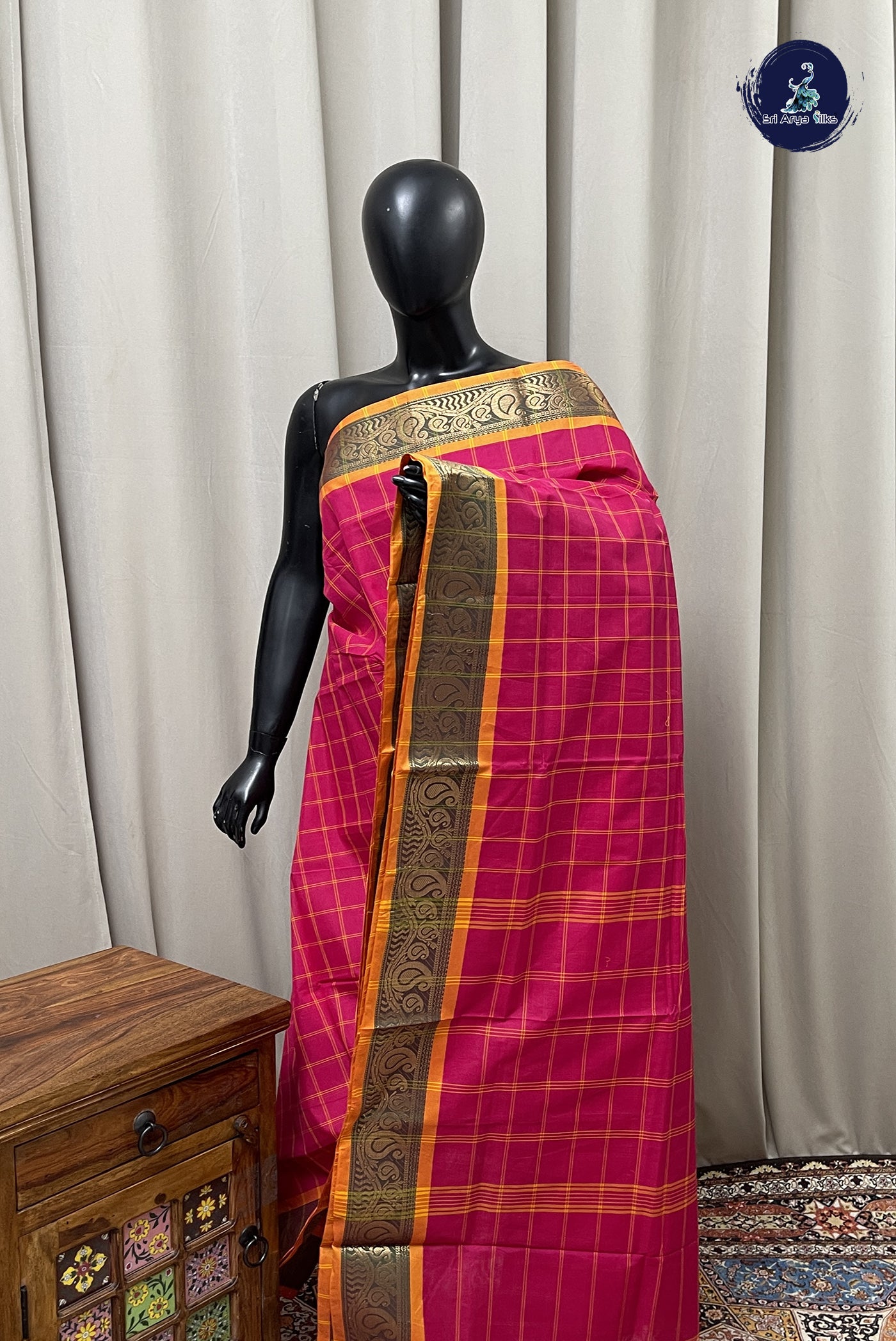 Rani Pink Chettinad Cotton Saree With Checked Pattern