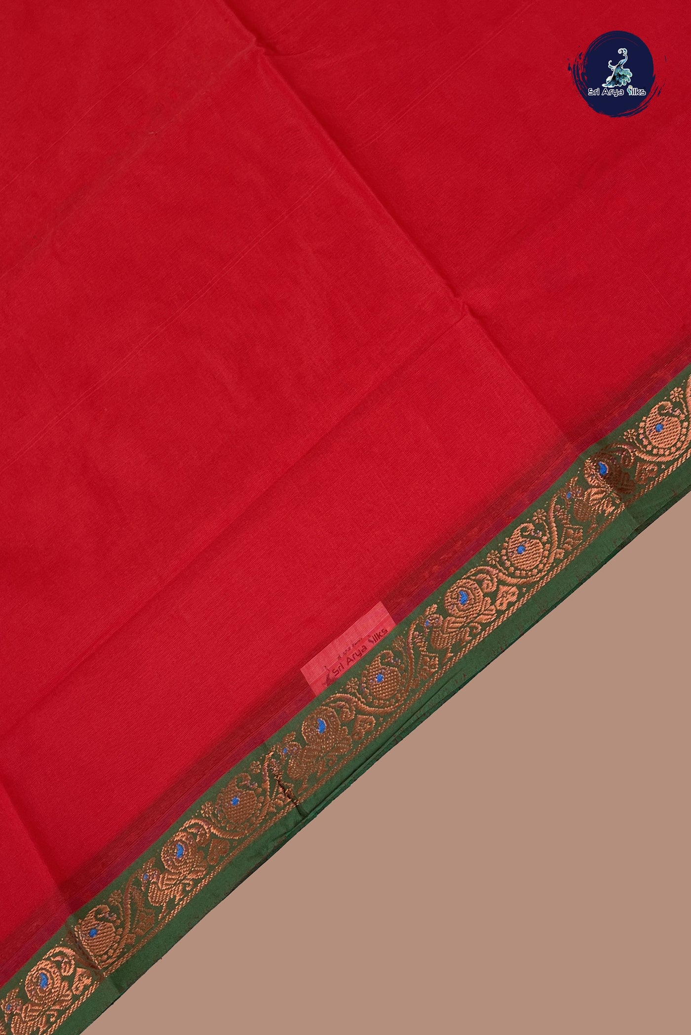 Red Chettinad Cotton Saree With Plain Pattern