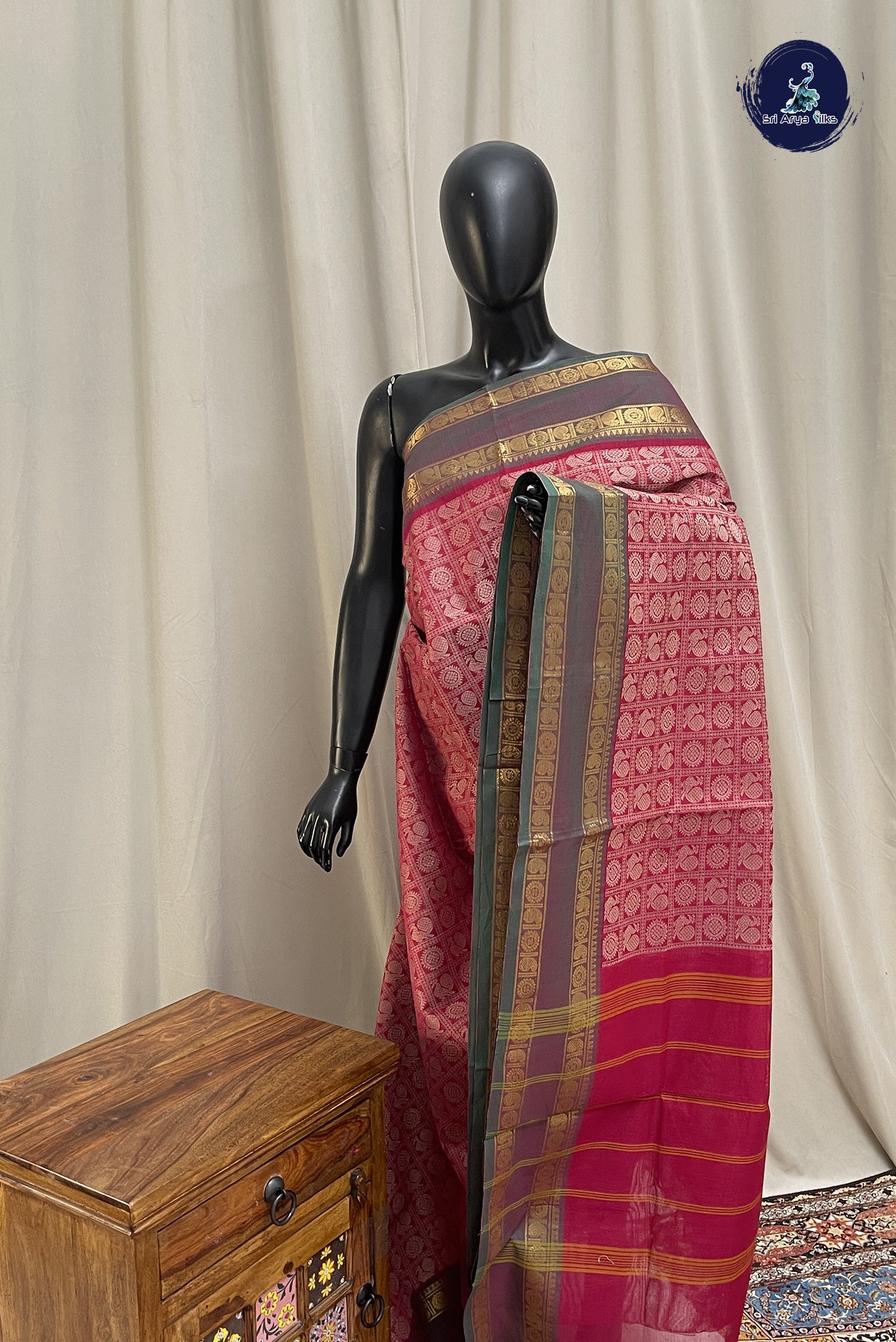 Maroon Kanchi Cotton Saree With Embroidery Pattern