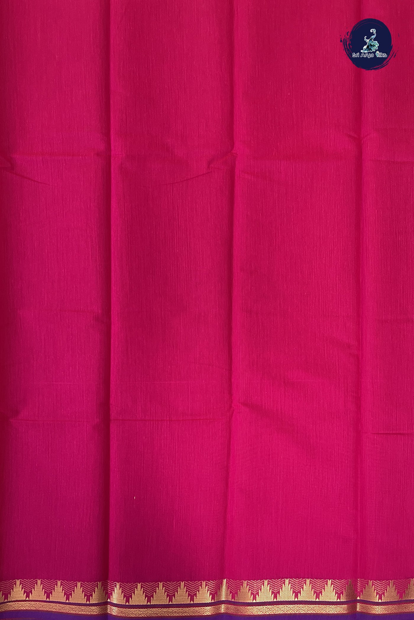 Magenta Budget Semi Silk Cotton Saree With Plain Pattern