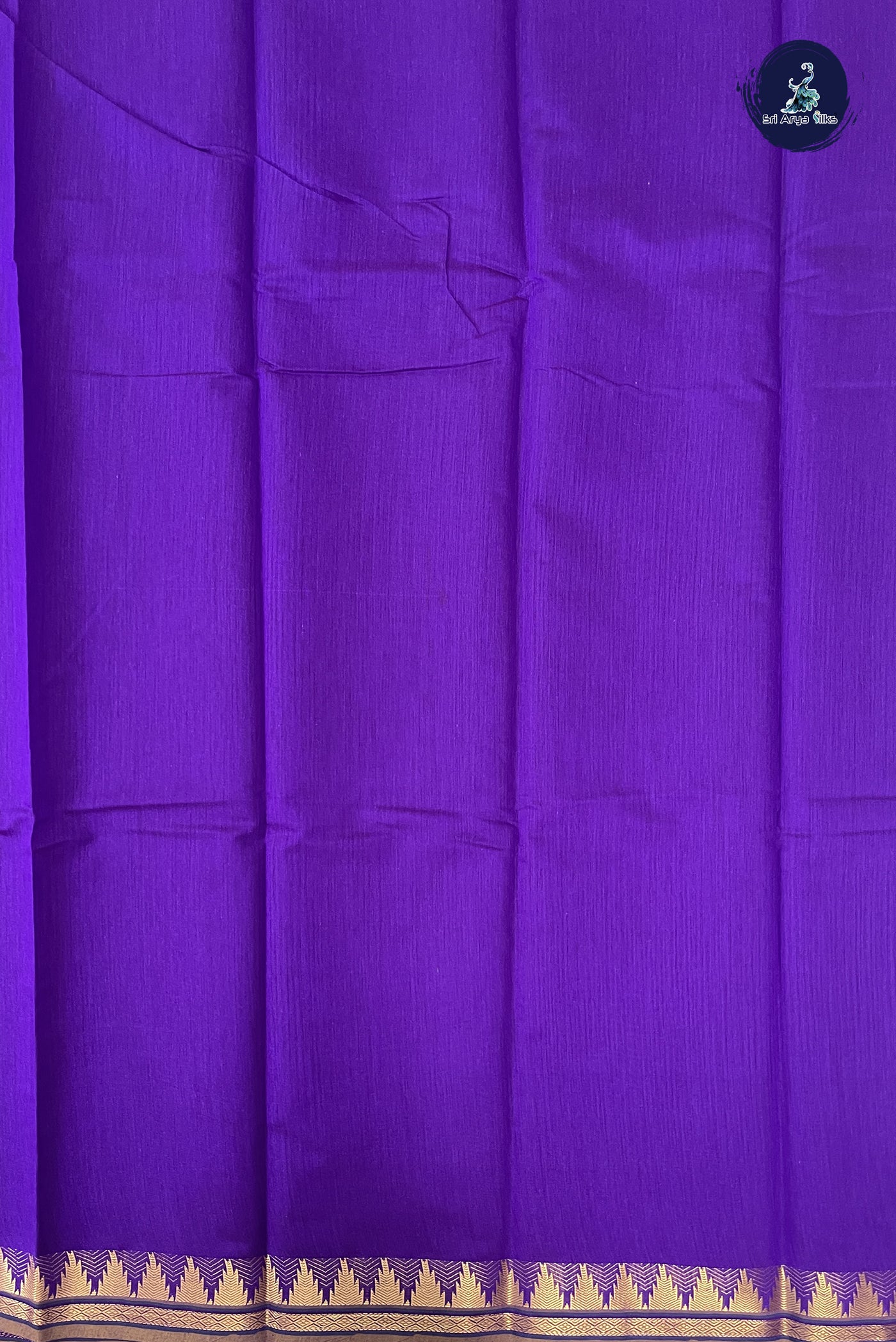 Dark Violet Budget Semi Silk Cotton Saree With Plain Pattern