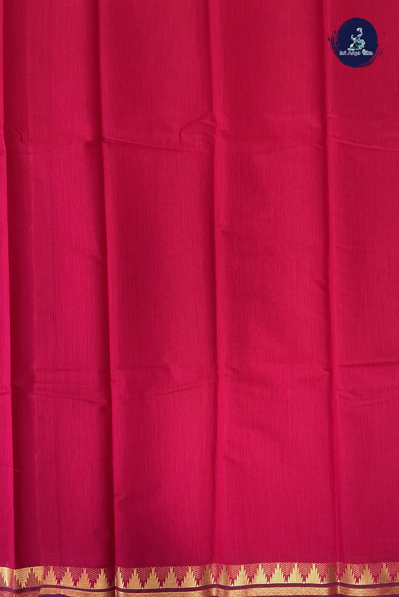 Dark Pink Budget Semi Silk Cotton Saree With Plain Pattern
