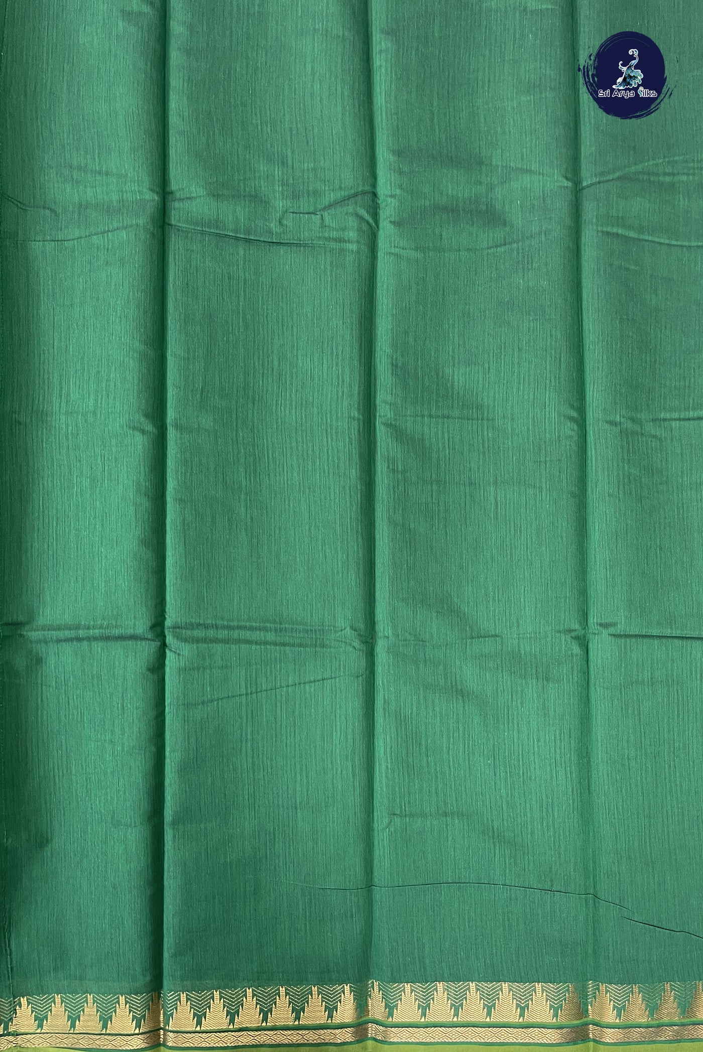 Green Budget Semi Silk Cotton Saree With Plain Pattern