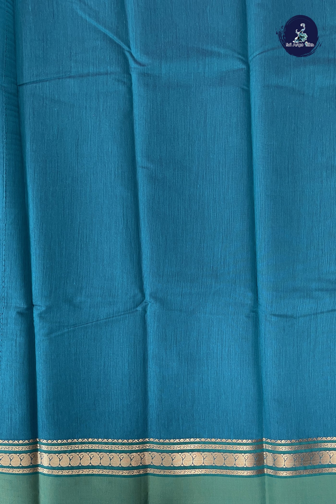 Green Budget Semi Silk Cotton Saree With Plain Pattern